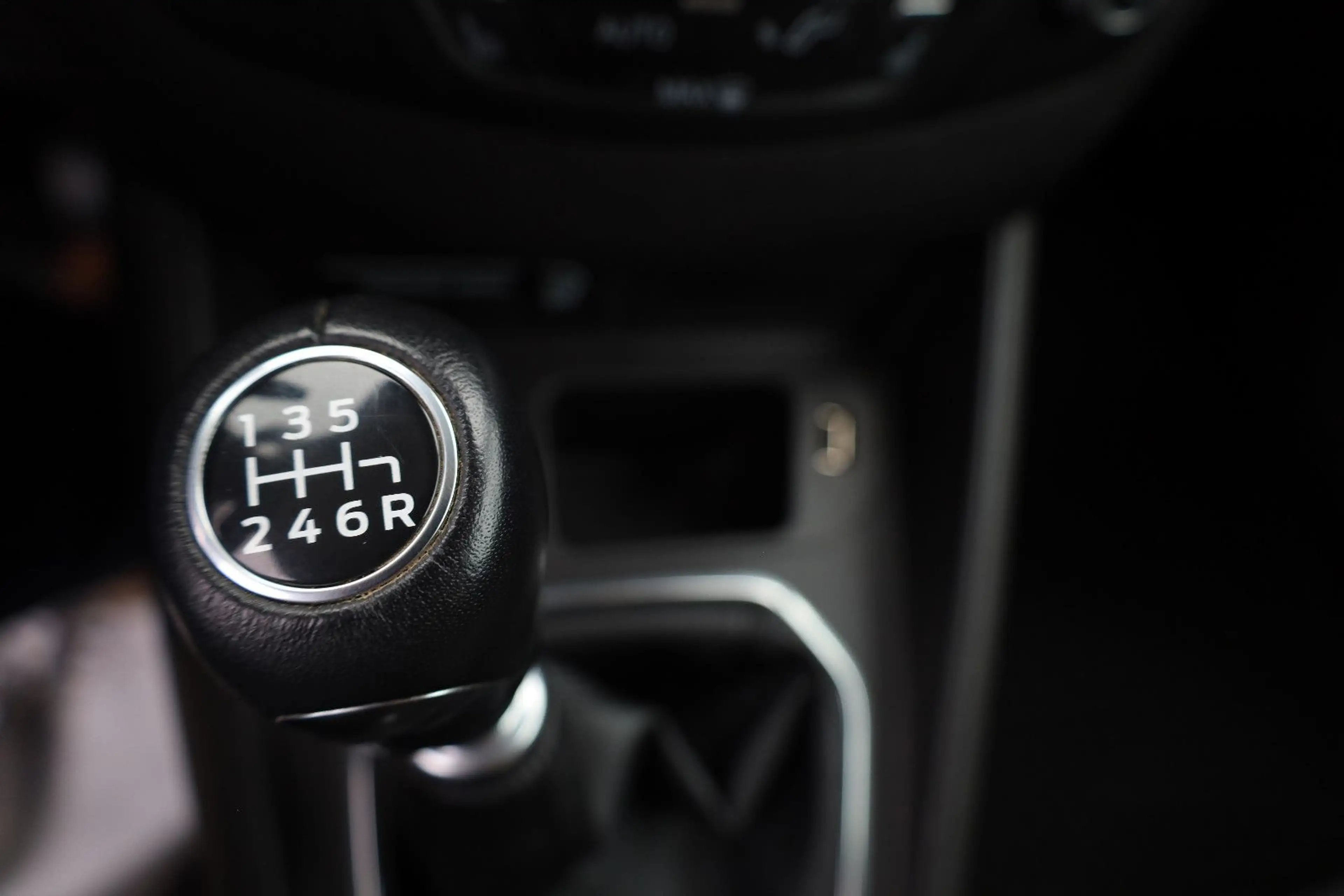 Ford Tourneo Courier Titanium Zahnriemen neu — photo 14