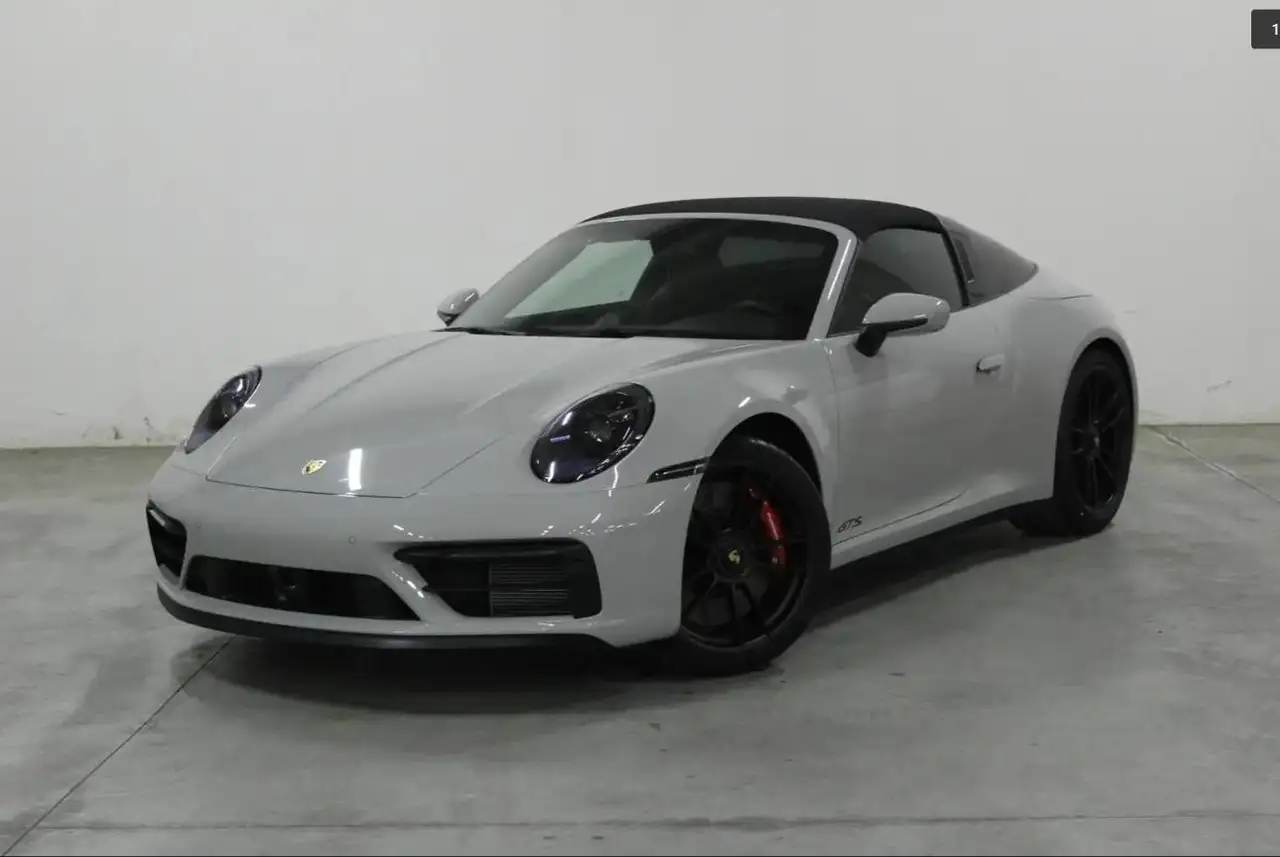 Porsche 992