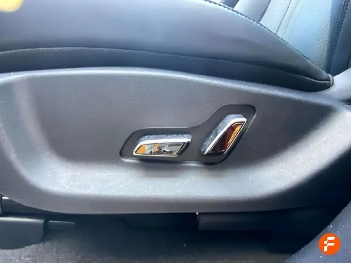 BYD Seal U DM-i COMFORT 2025, foto 13