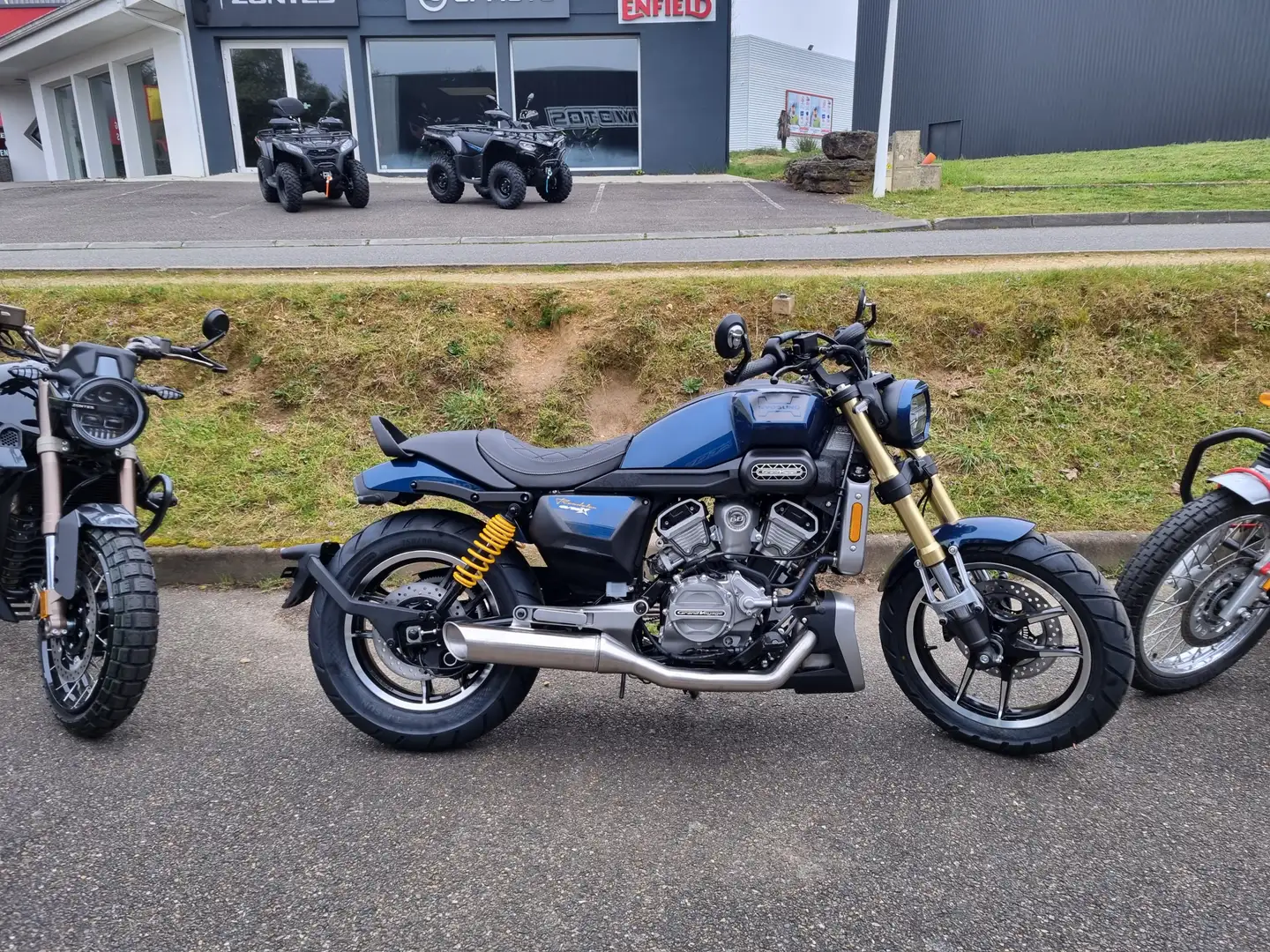 Hyosung GV 125 Blu/Azzurro - 1