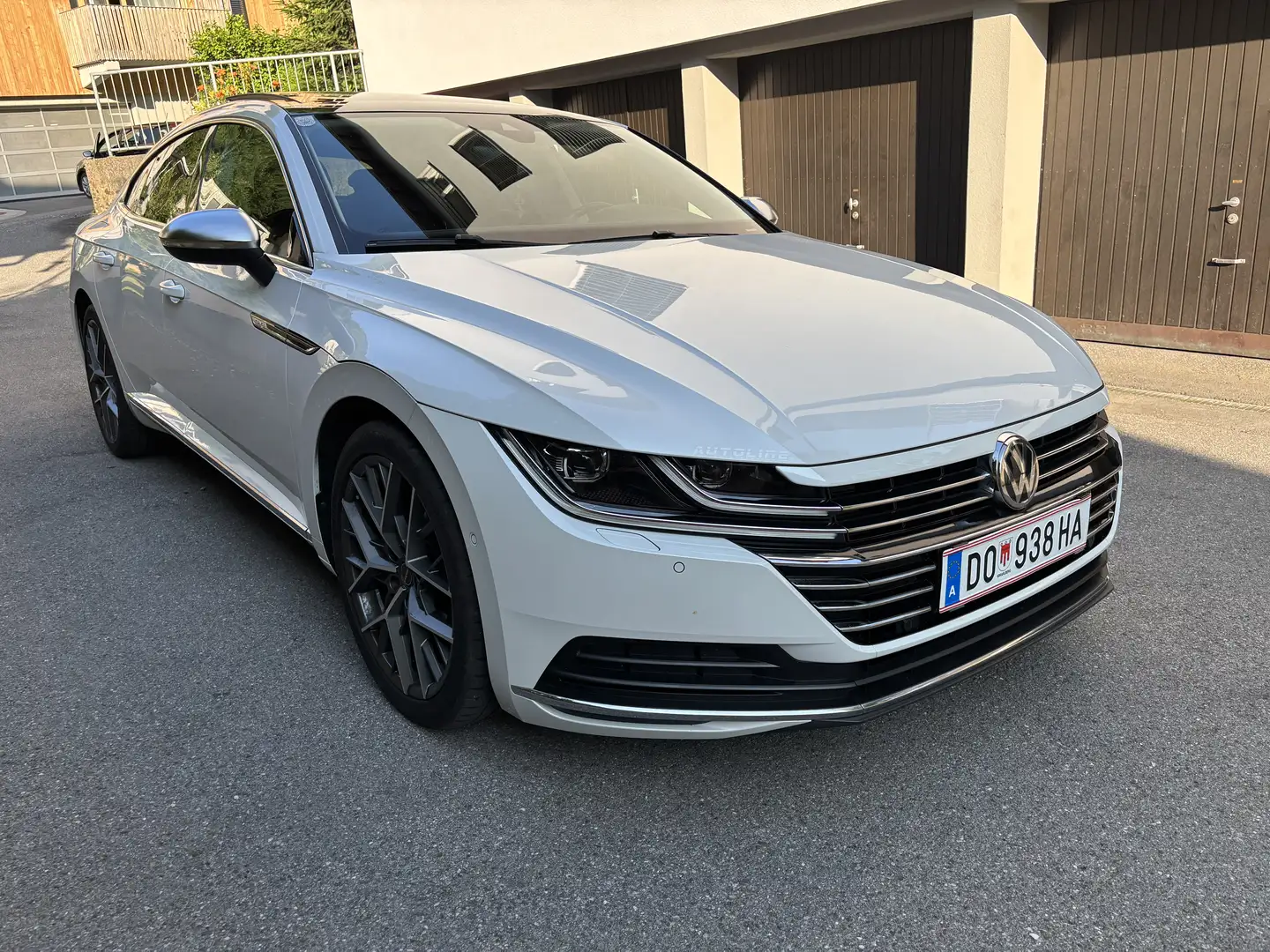 Volkswagen Arteon 2.0 TDI SCR DSG Elegance - 2