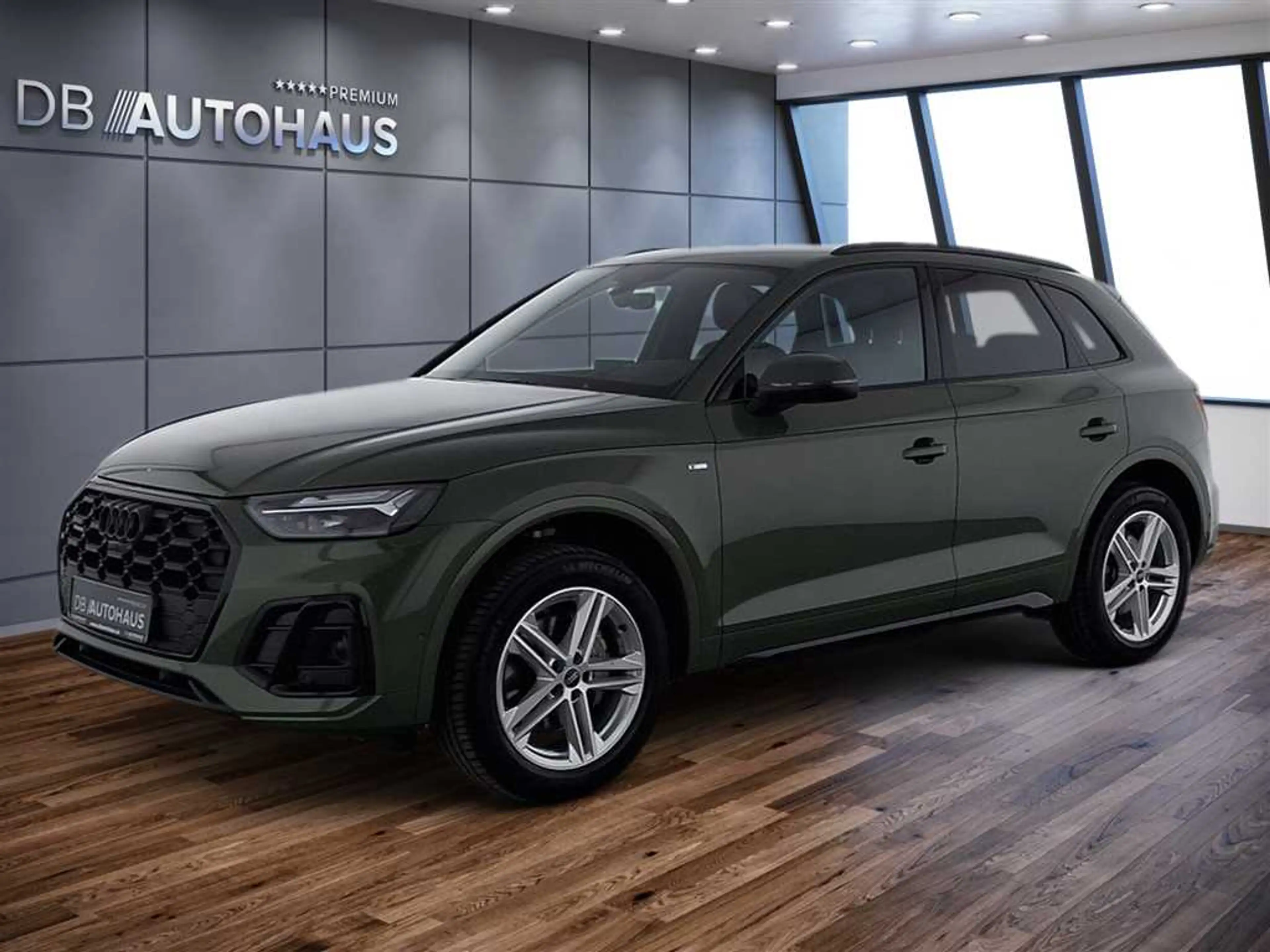 Audi Q5 S line 40 2.0 TDI quattro S-tronic