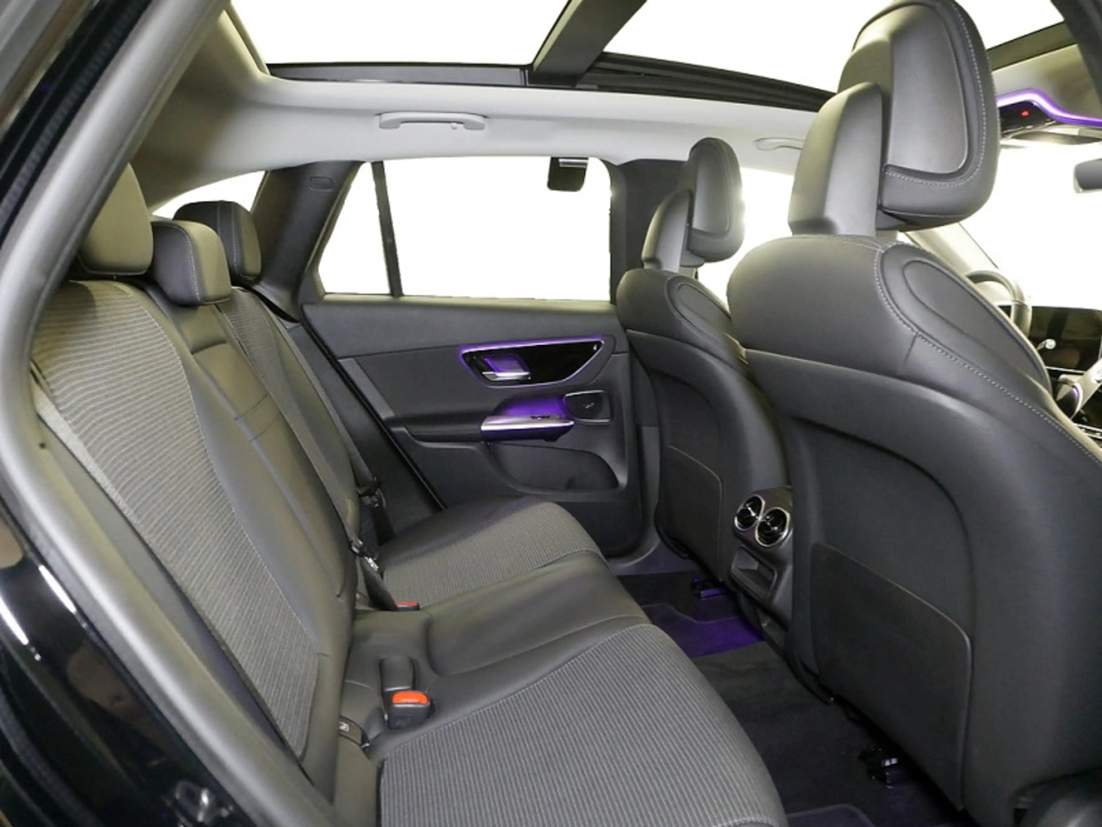 Mercedes-Benz GLC 200 d 4M | AVANTGARDE MEMO 360 AHK DISTR PDC — photo 8
