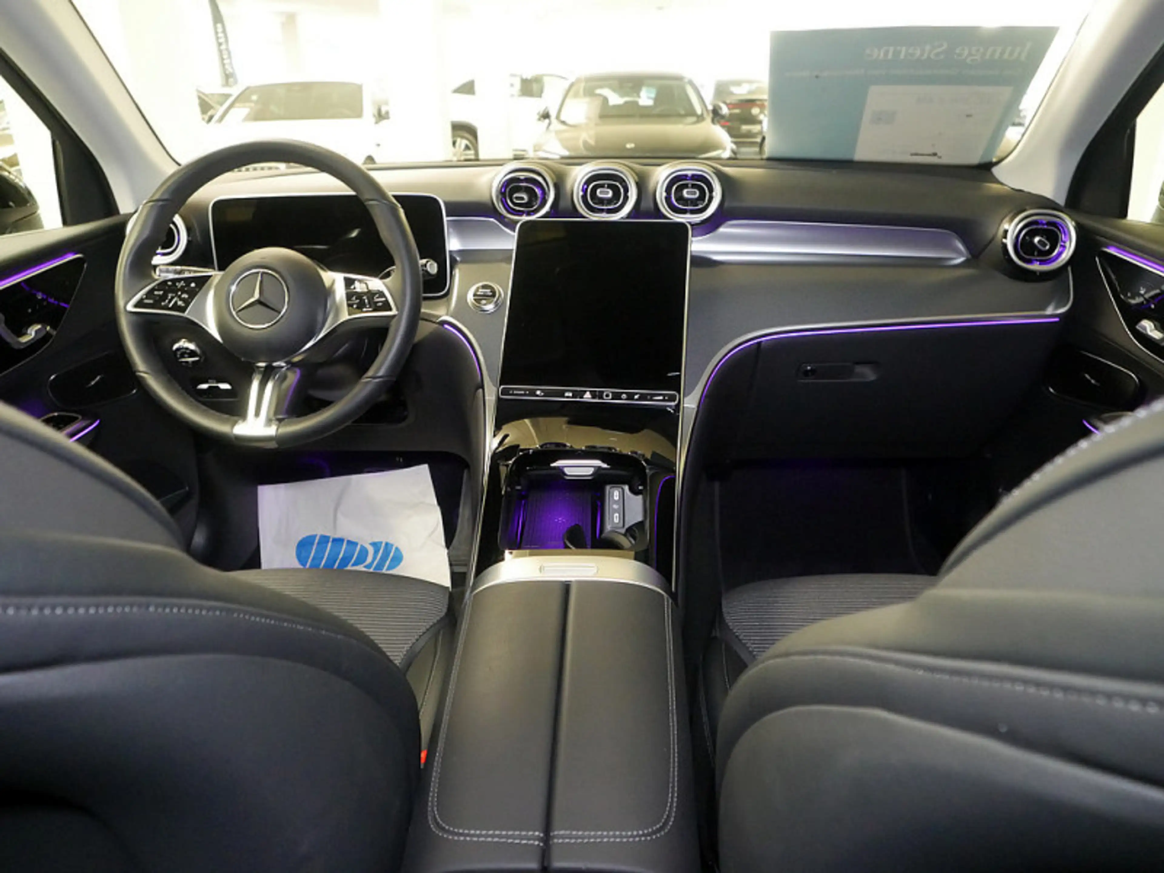 Mercedes-Benz GLC 200 d 4M | AVANTGARDE MEMO 360 AHK DISTR PDC — photo 10