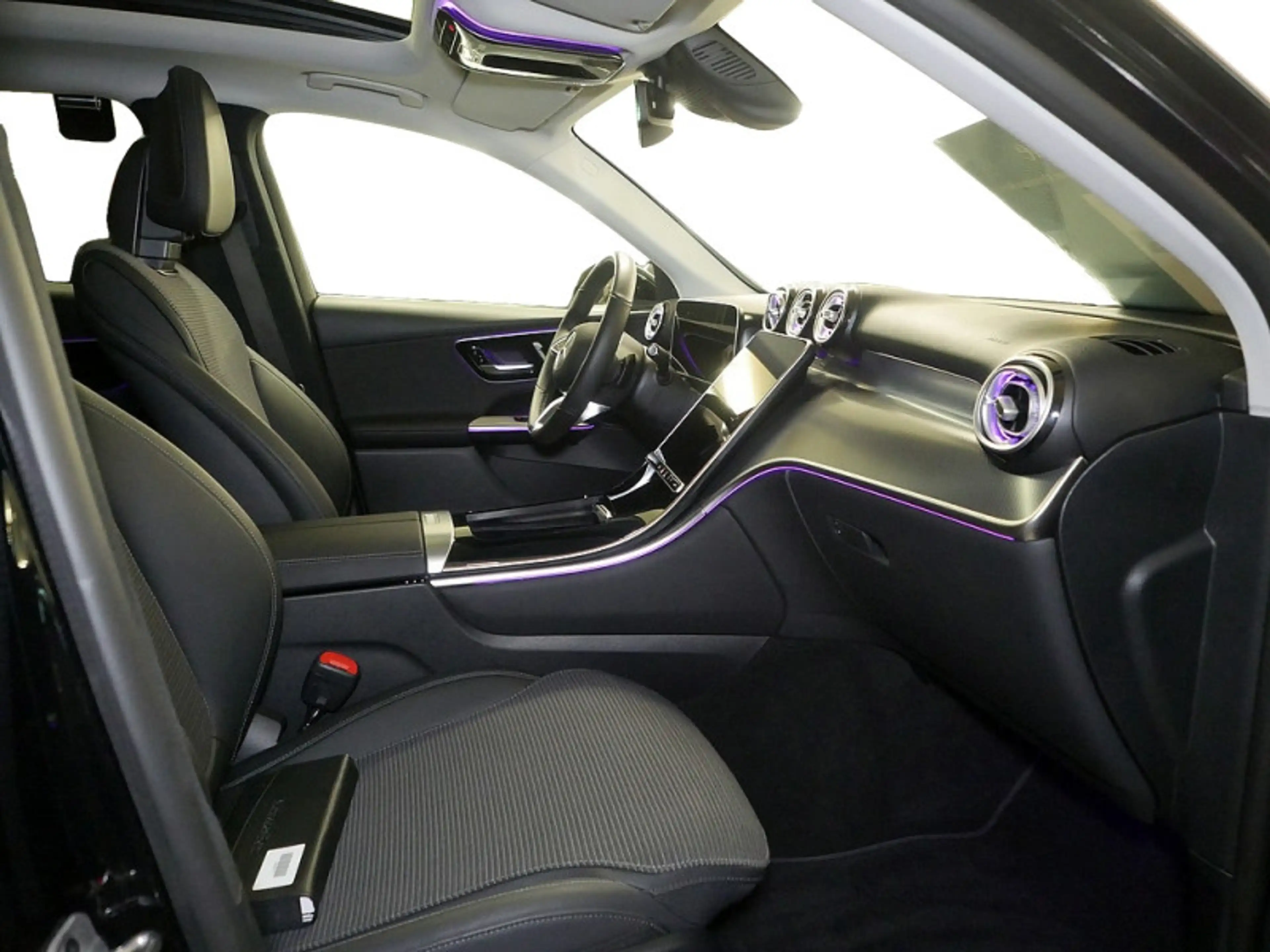 Mercedes-Benz GLC 200 d 4M | AVANTGARDE MEMO 360 AHK DISTR PDC — photo 7
