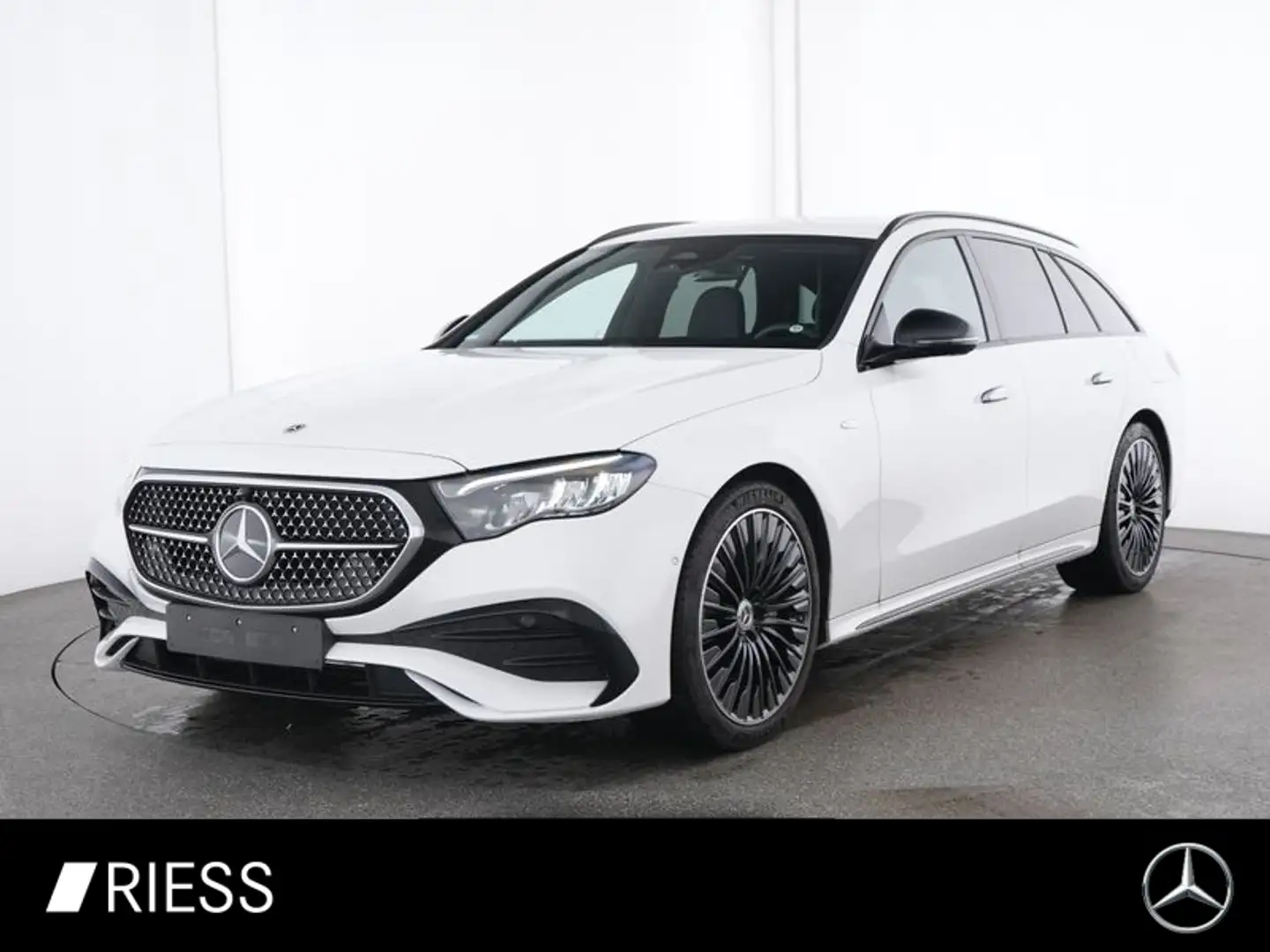 Mercedes-Benz E 300 de T AMG Advanced 20 Zoll AHK Night Distro Weiß - 1