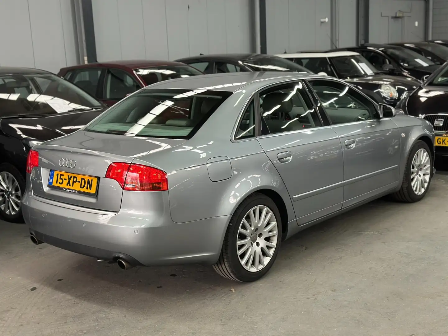 Audi A4 Limousine 1.8 Turbo Advance APK NAP Nette Staat Gri - 2