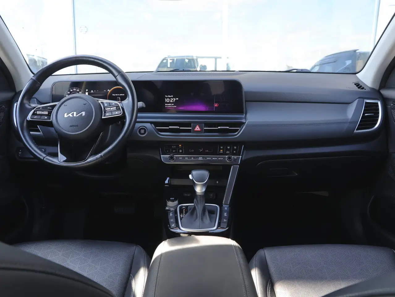 Kia Seltos снимка Kia Seltos