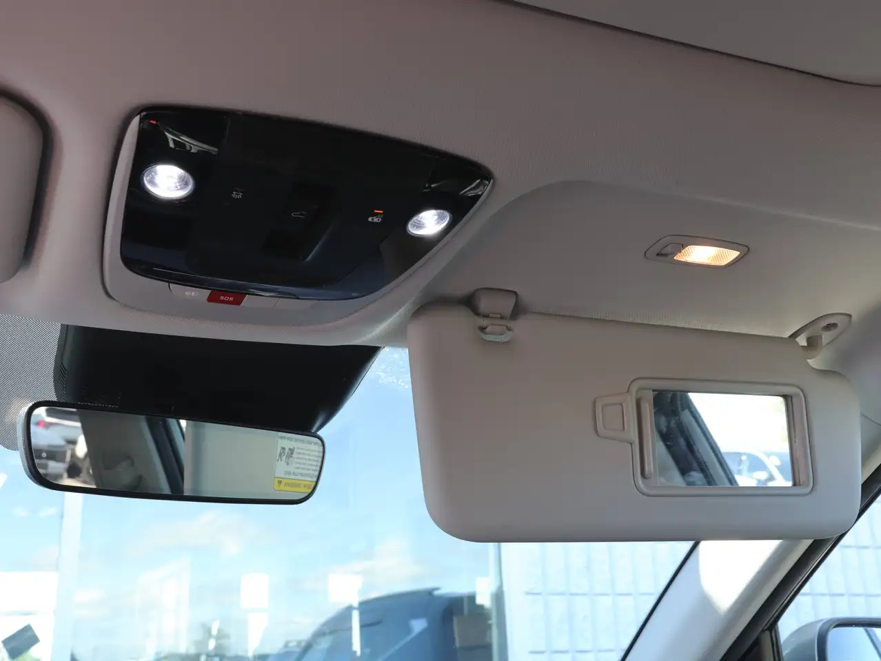 Kia Seltos снимка Kia Seltos