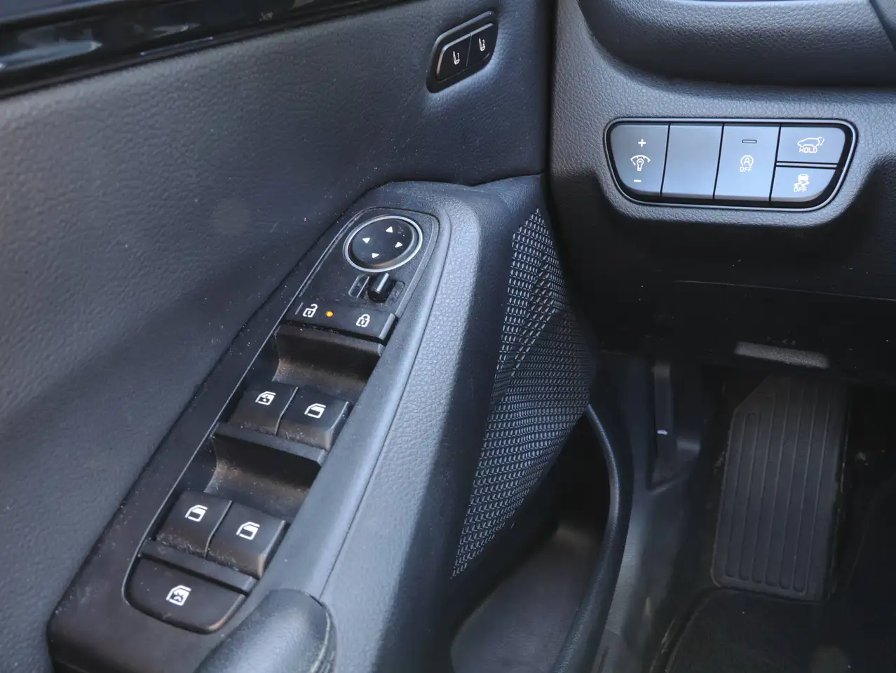 Kia Seltos снимка Kia Seltos