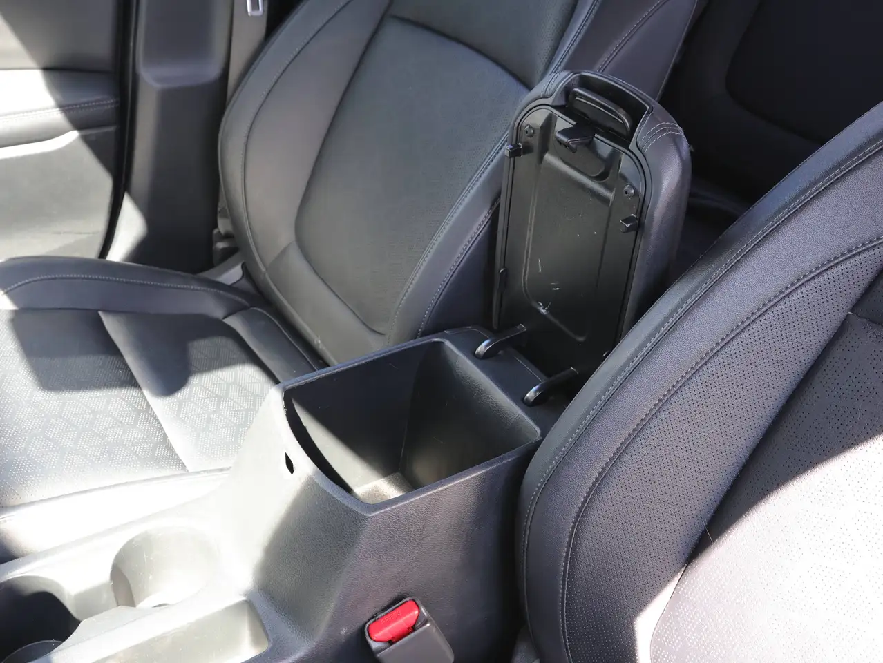 Kia Seltos снимка Kia Seltos