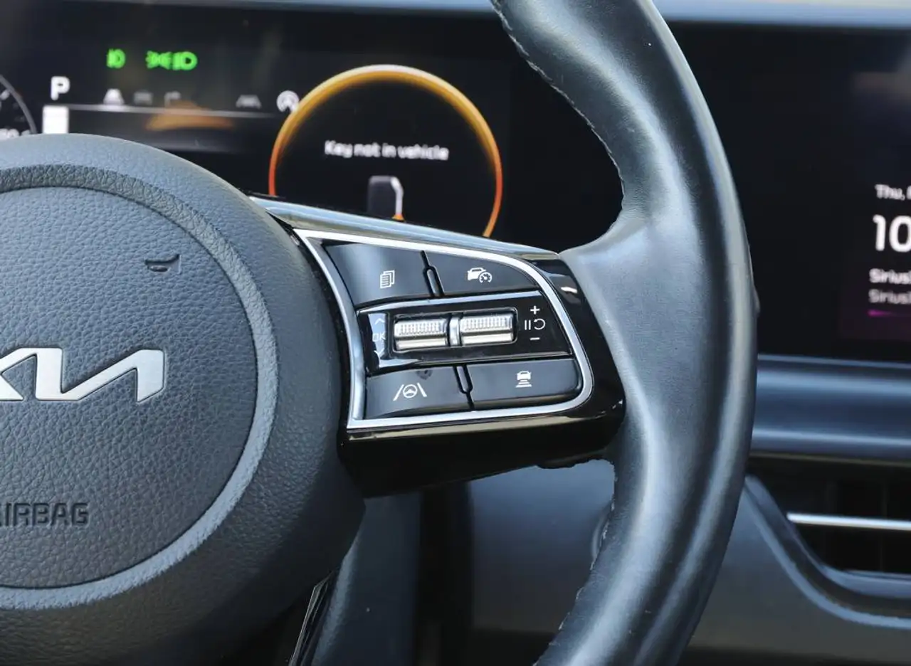 Kia Seltos снимка Kia Seltos