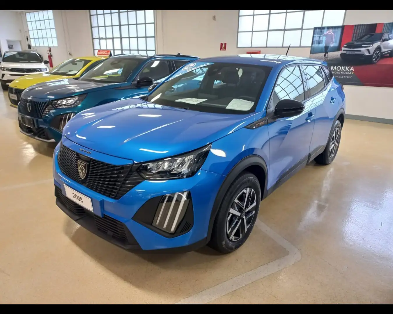 Peugeot 2008 Style Hybrid 136 e-DCS6 Blu/Azzurro - 1
