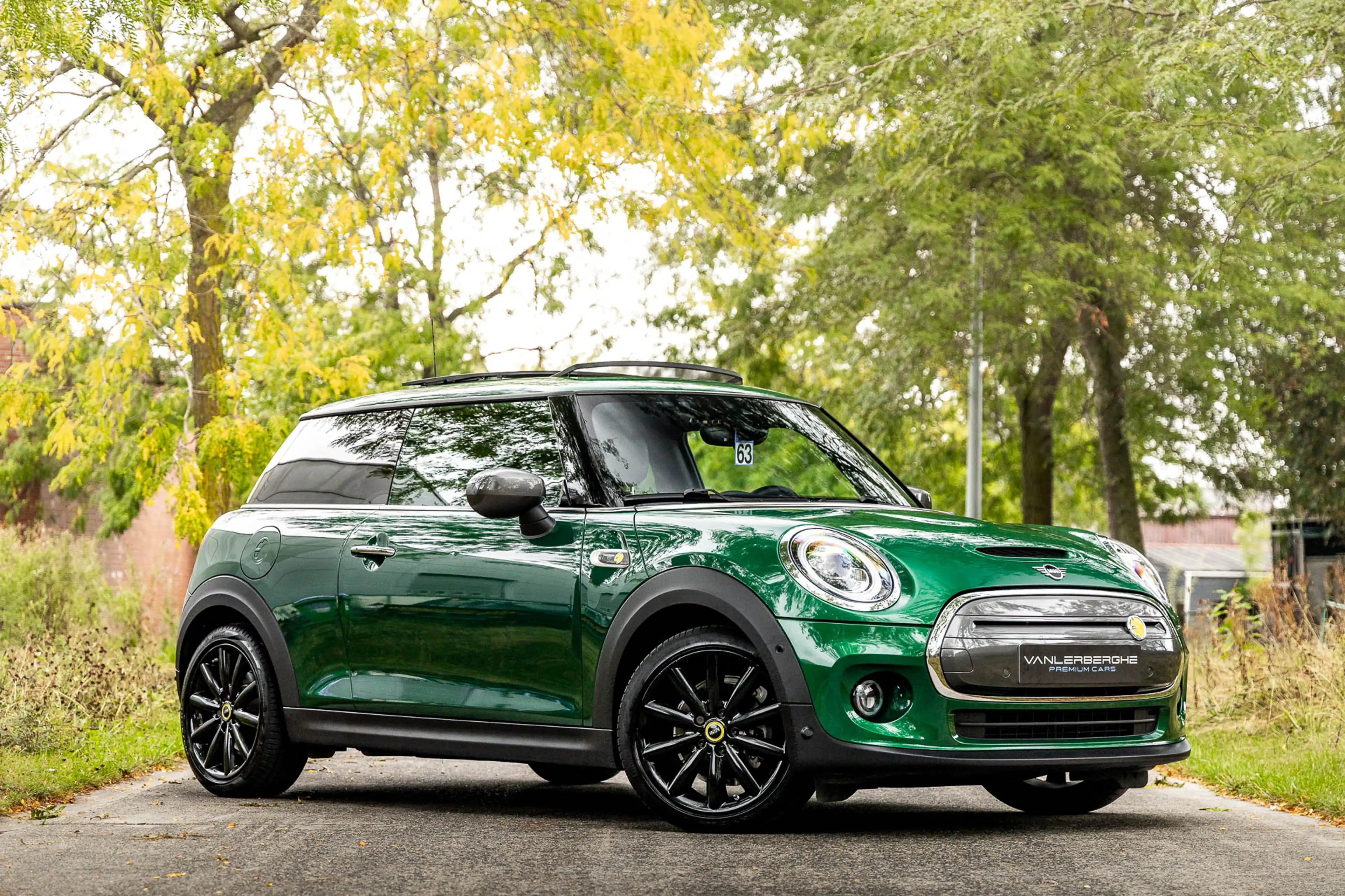 MINI Cooper SE British Racing Green * Pano * Leder * HUD * H/K * Camera * LED *