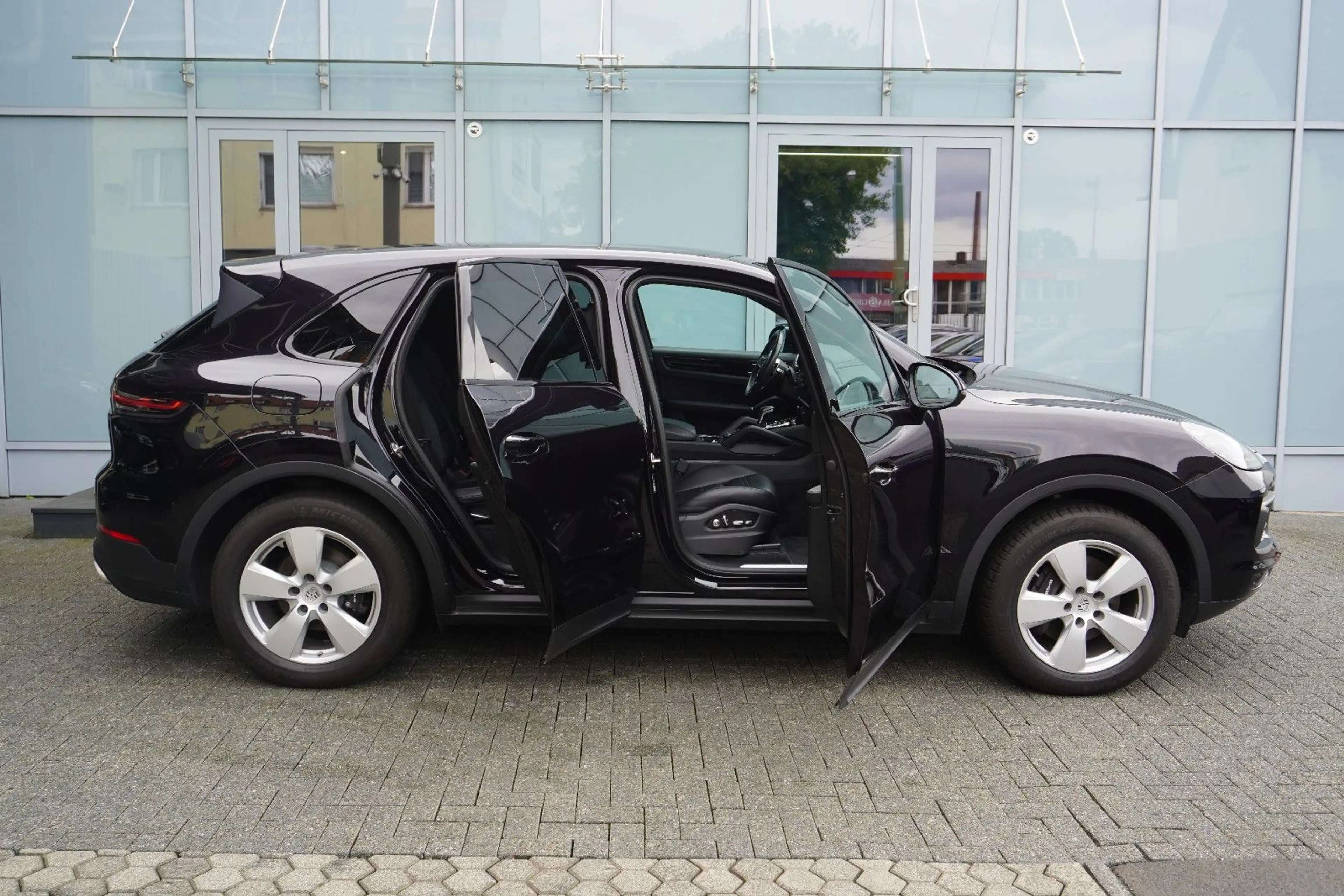 Porsche Cayenne Sportpaket 1.Hand/360°/LED/MWST — photo 12