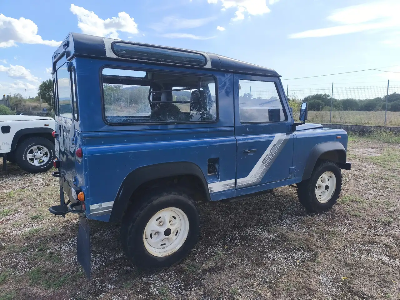 Land Rover Defender 90 2.5 turbodiesel sw autocarro 3posti, foto 2