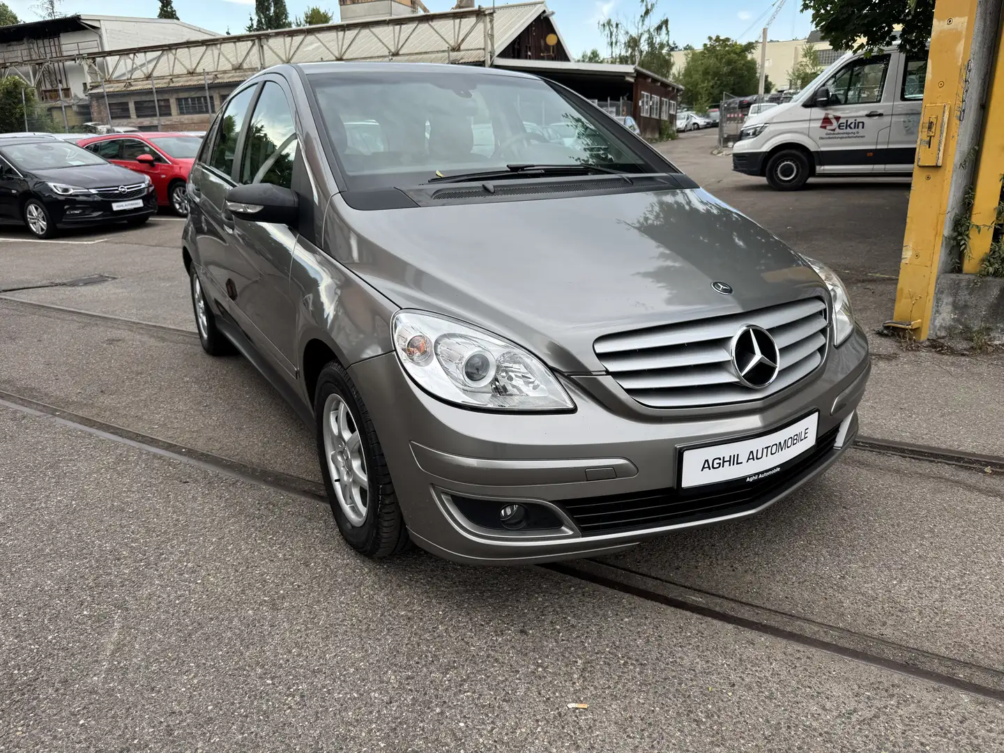 Mercedes-Benz B 170 B 170  TÜV und HU neu Šedá - 1