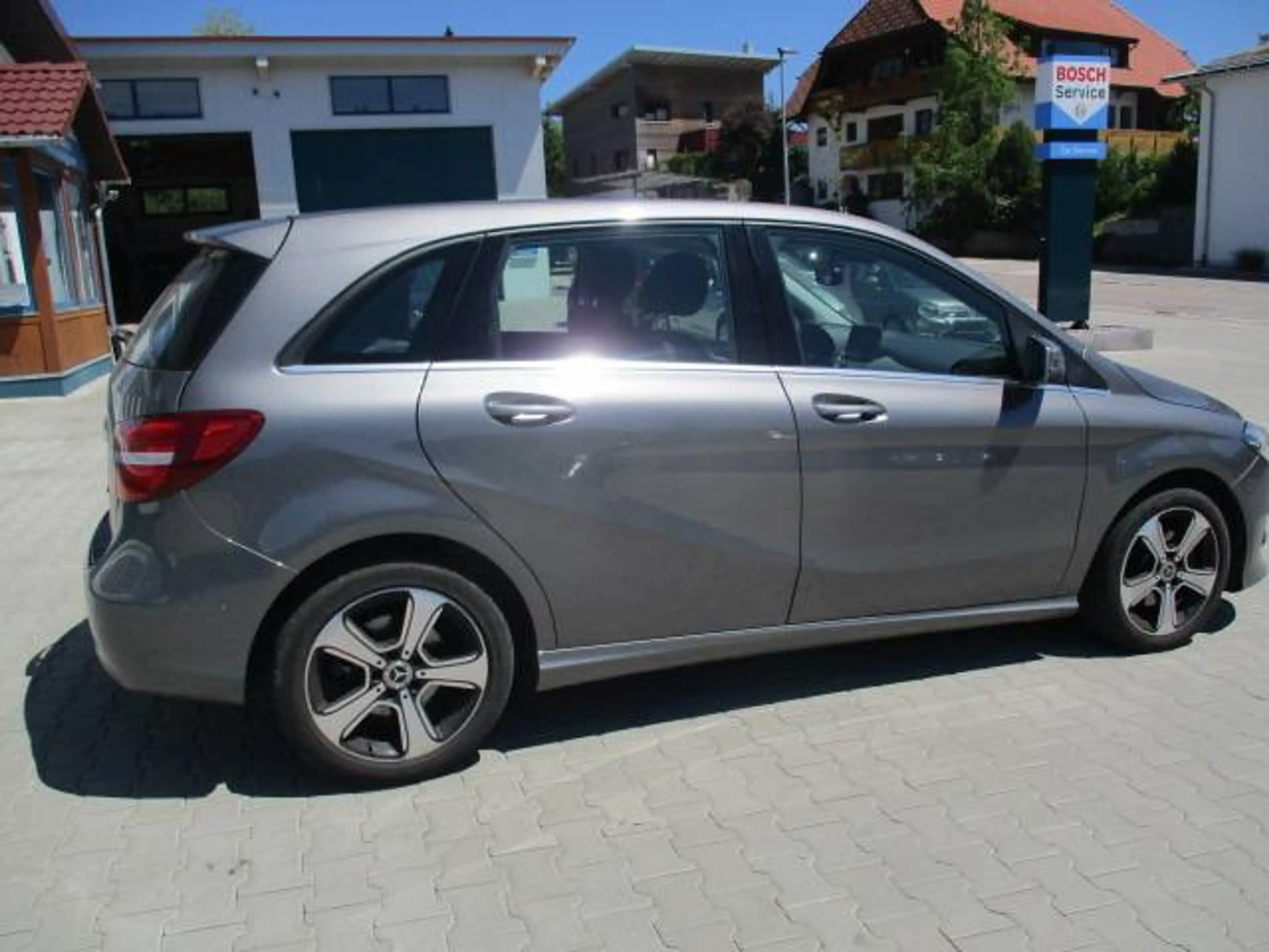 Mercedes-Benz B 220 B 220 4Matic Edition B (246.247) — photo 5