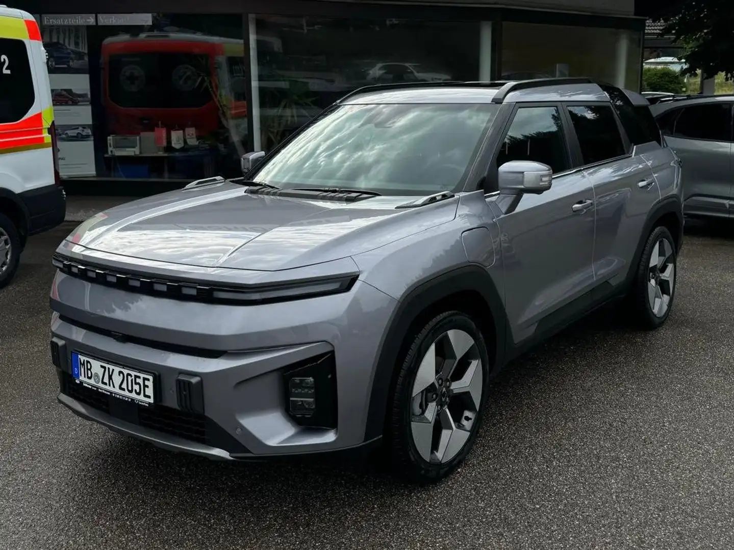 SsangYong Torres EVX 72kw Titanium E4a Gri - 1