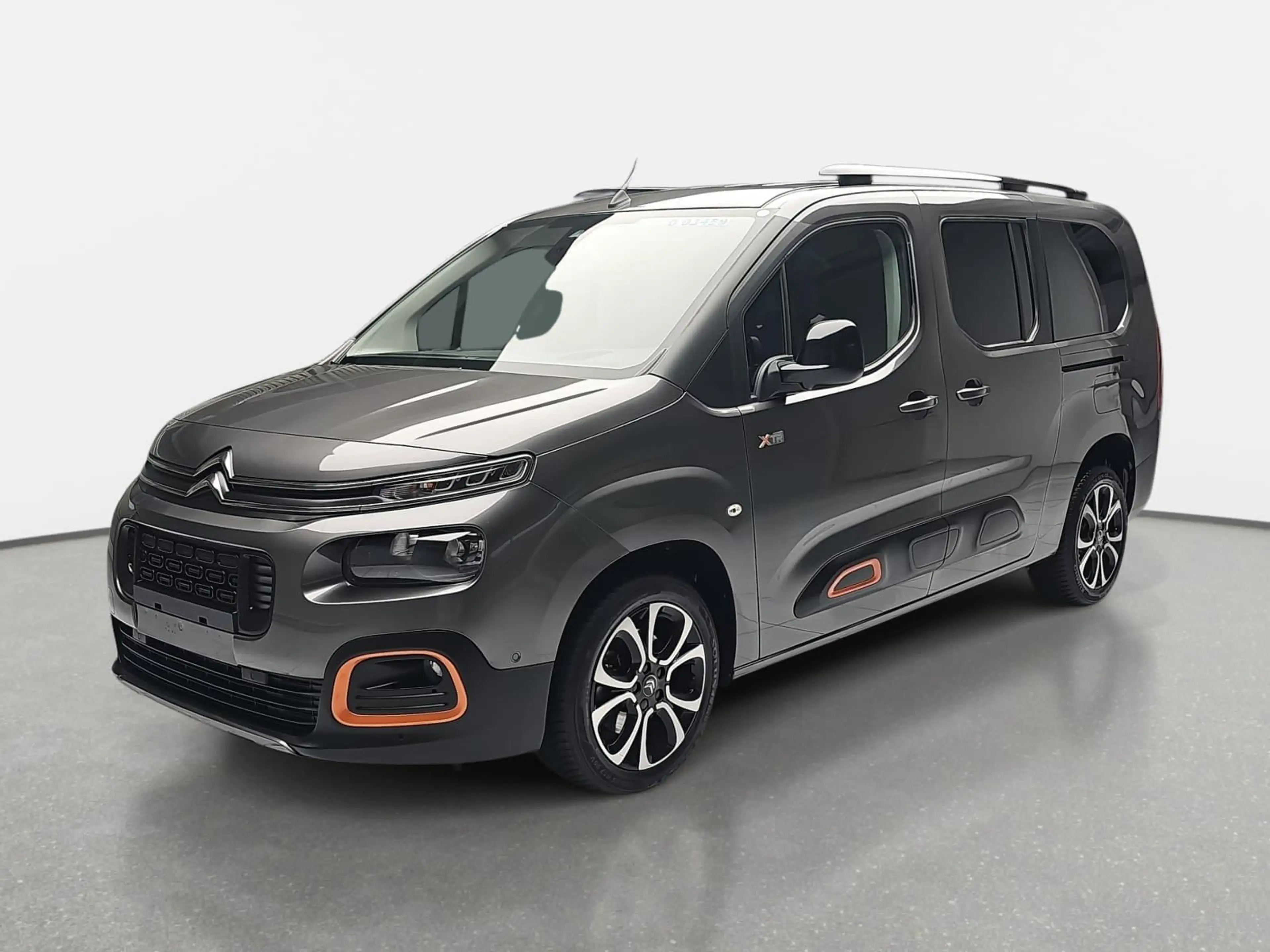 Citroen Berlingo Berlingo 1.2 PureTech 130 Shine XL HUD Kamera — photo 2