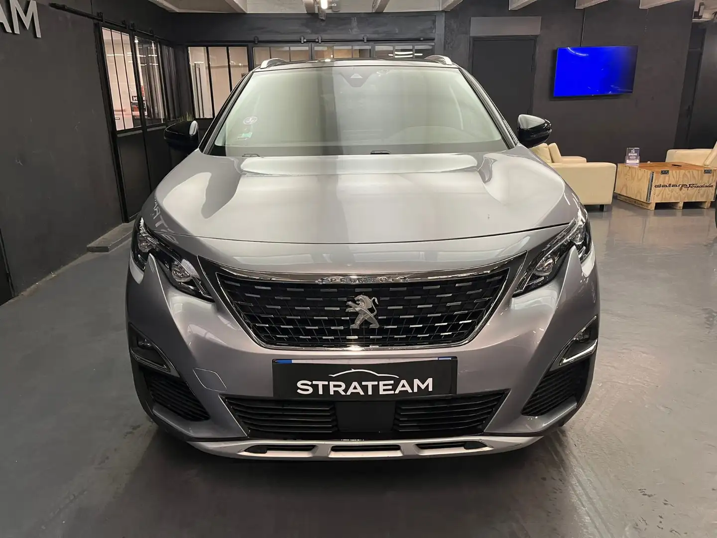 Peugeot 3008 1.2 130cv Allure Business BVA Grijs - 2
