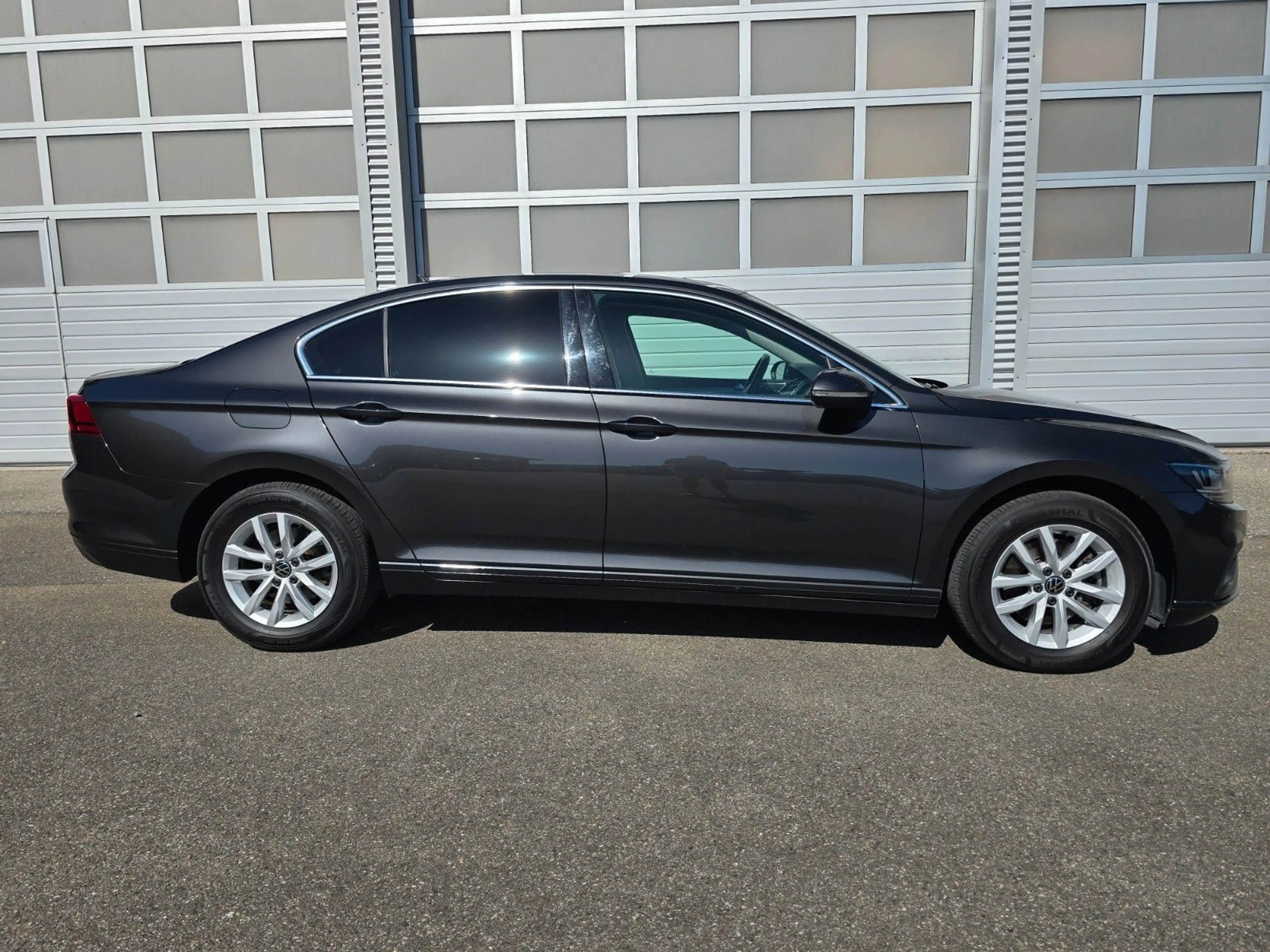Volkswagen Passat Lim. Business,ACC,LED,5J Garantie — photo 6