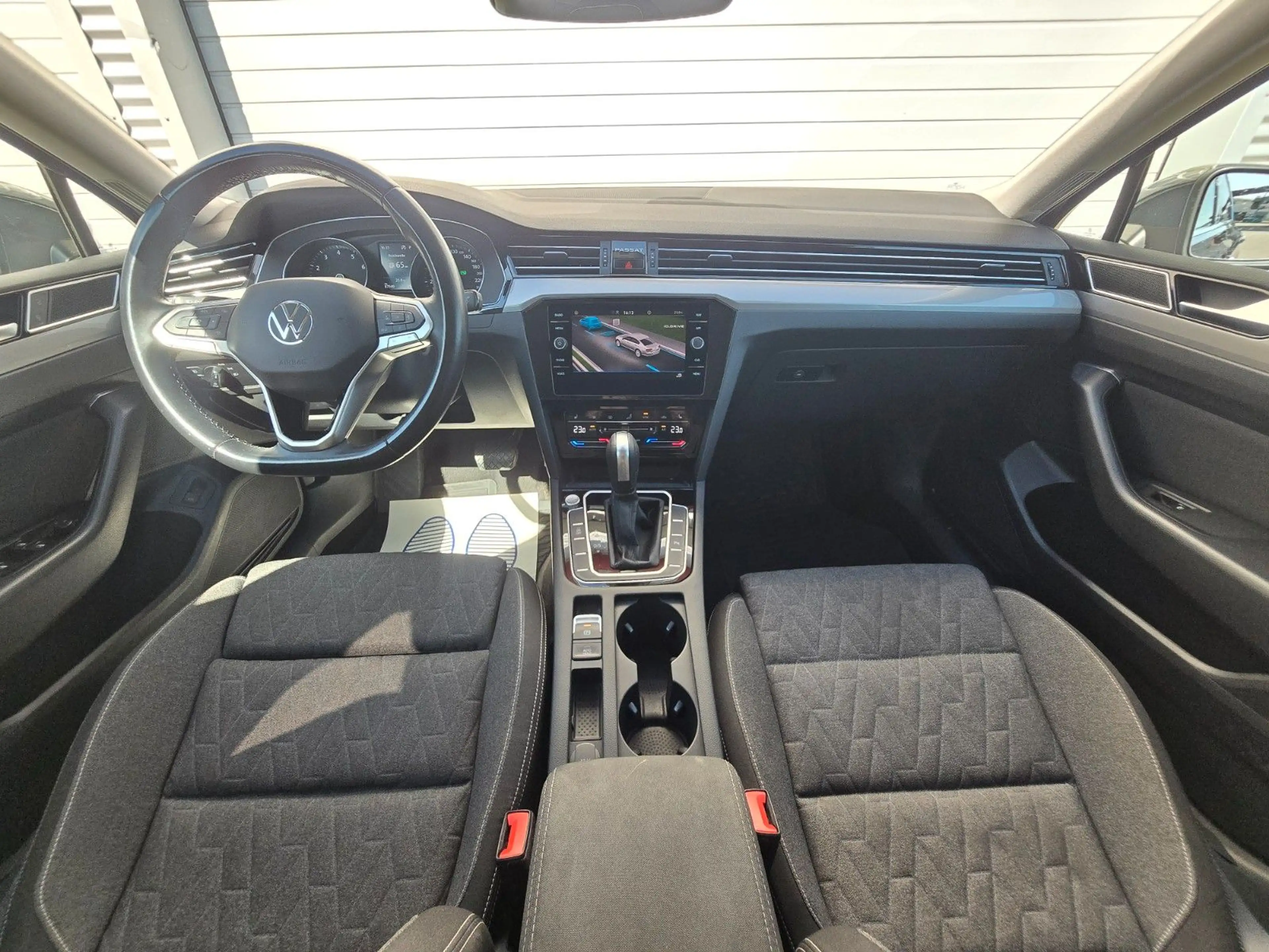 Volkswagen Passat Lim. Business,ACC,LED,5J Garantie — photo 15