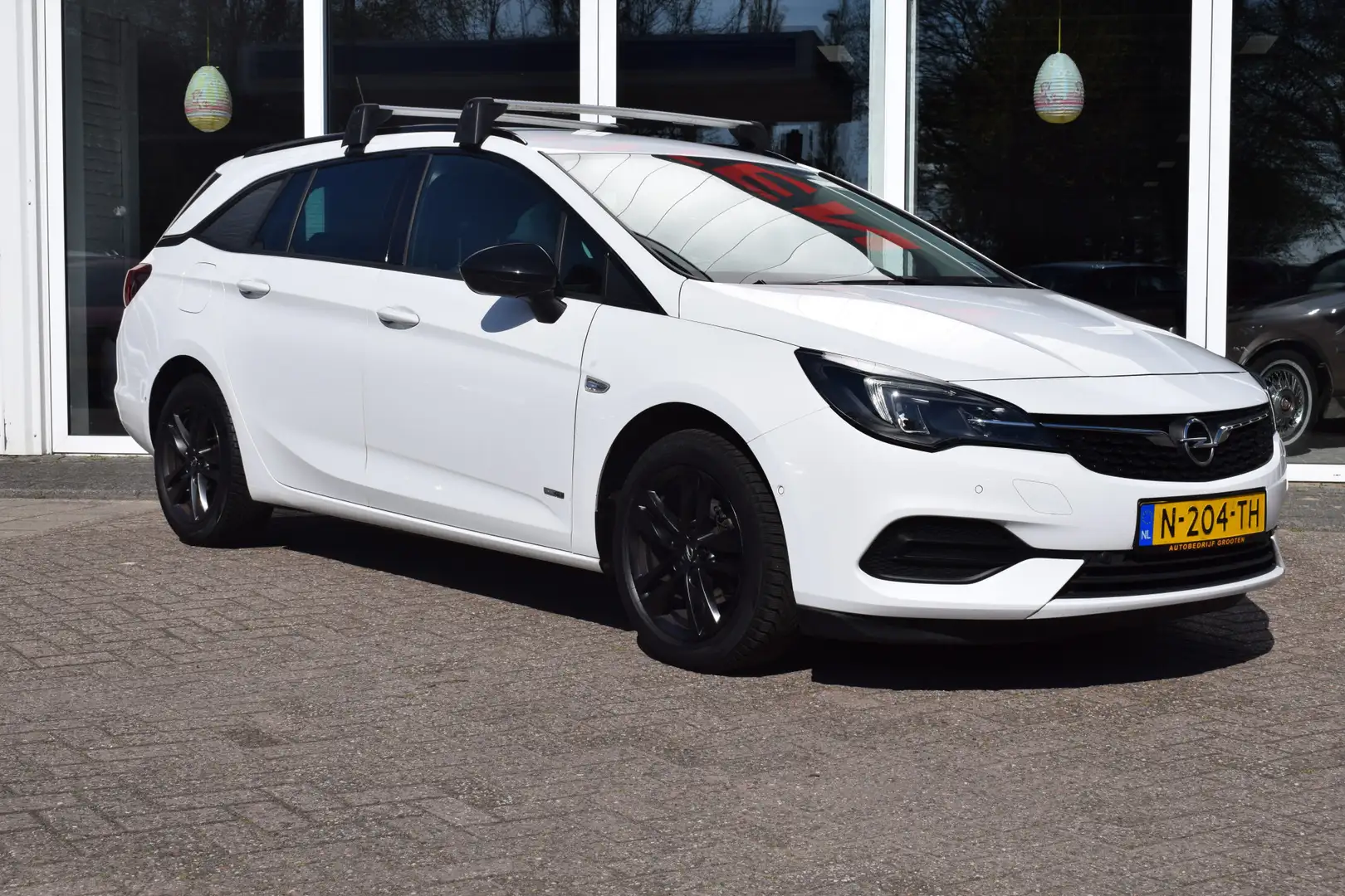 Opel Astra Sports Tourer 1.2 Design & Tech//Navi//Camera!! Wit - 2