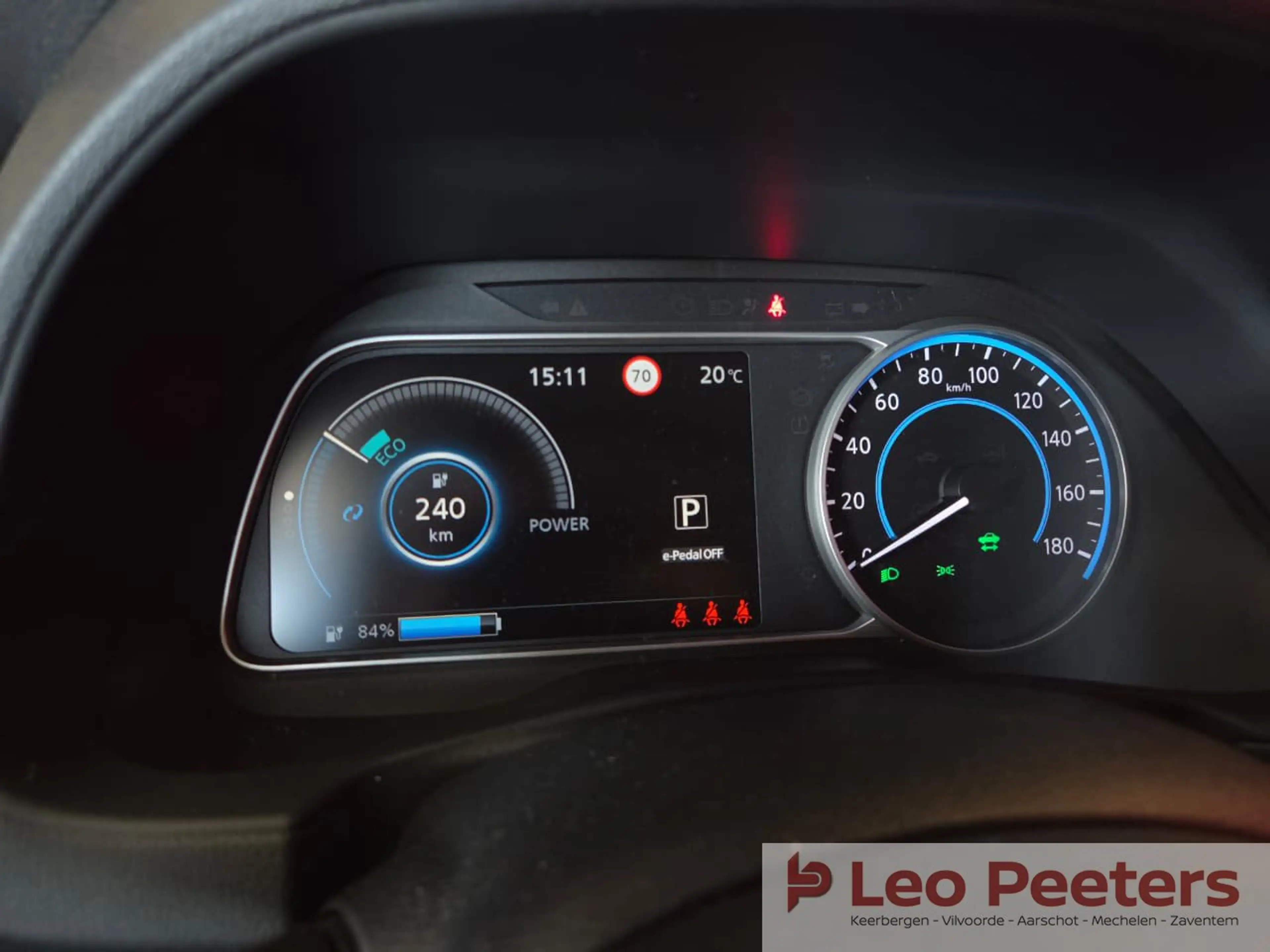 Nissan Leaf 40 kWh N-Connecta / Battery TOP — photo 14