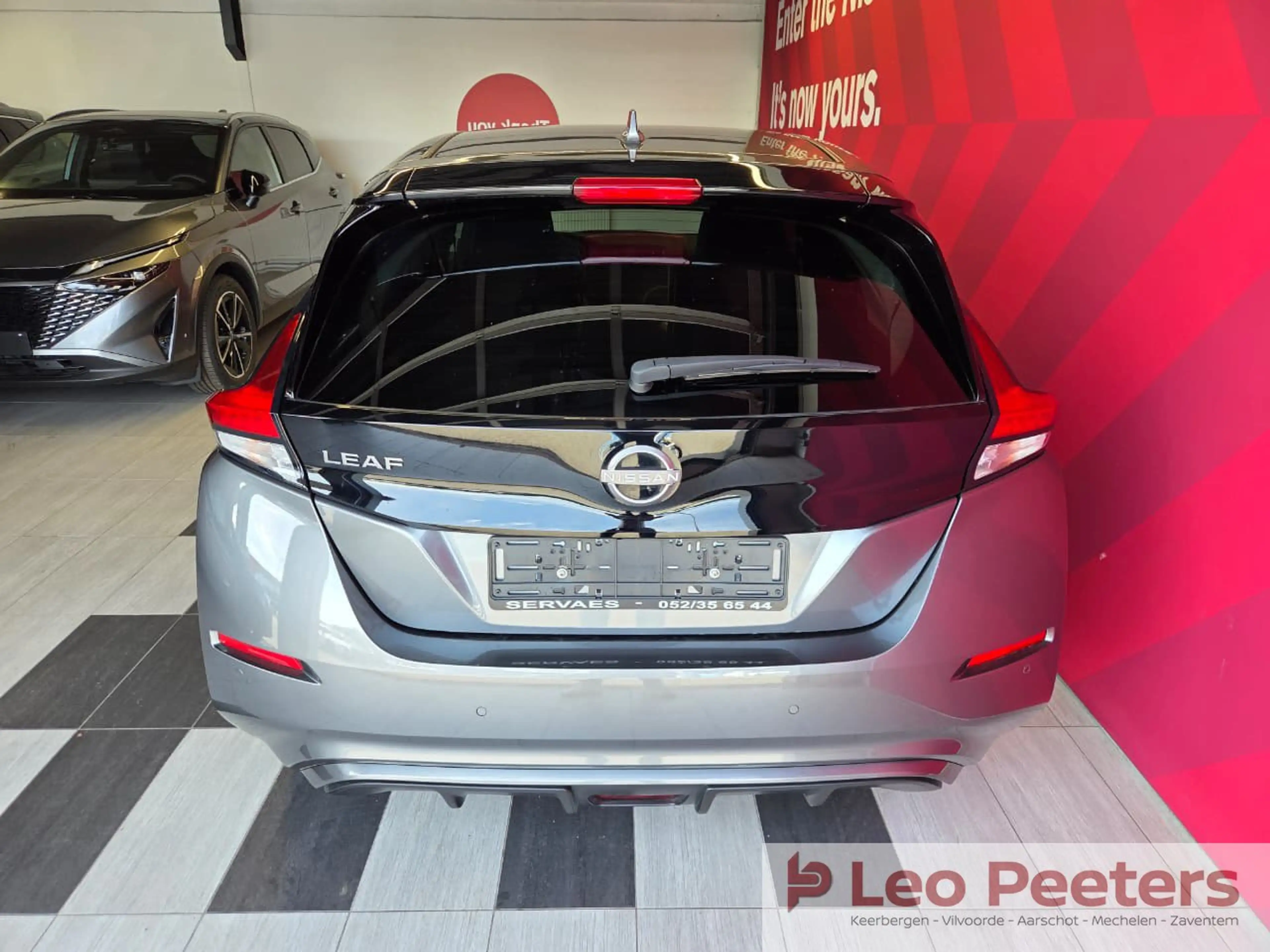 Nissan Leaf 40 kWh N-Connecta / Battery TOP — photo 7