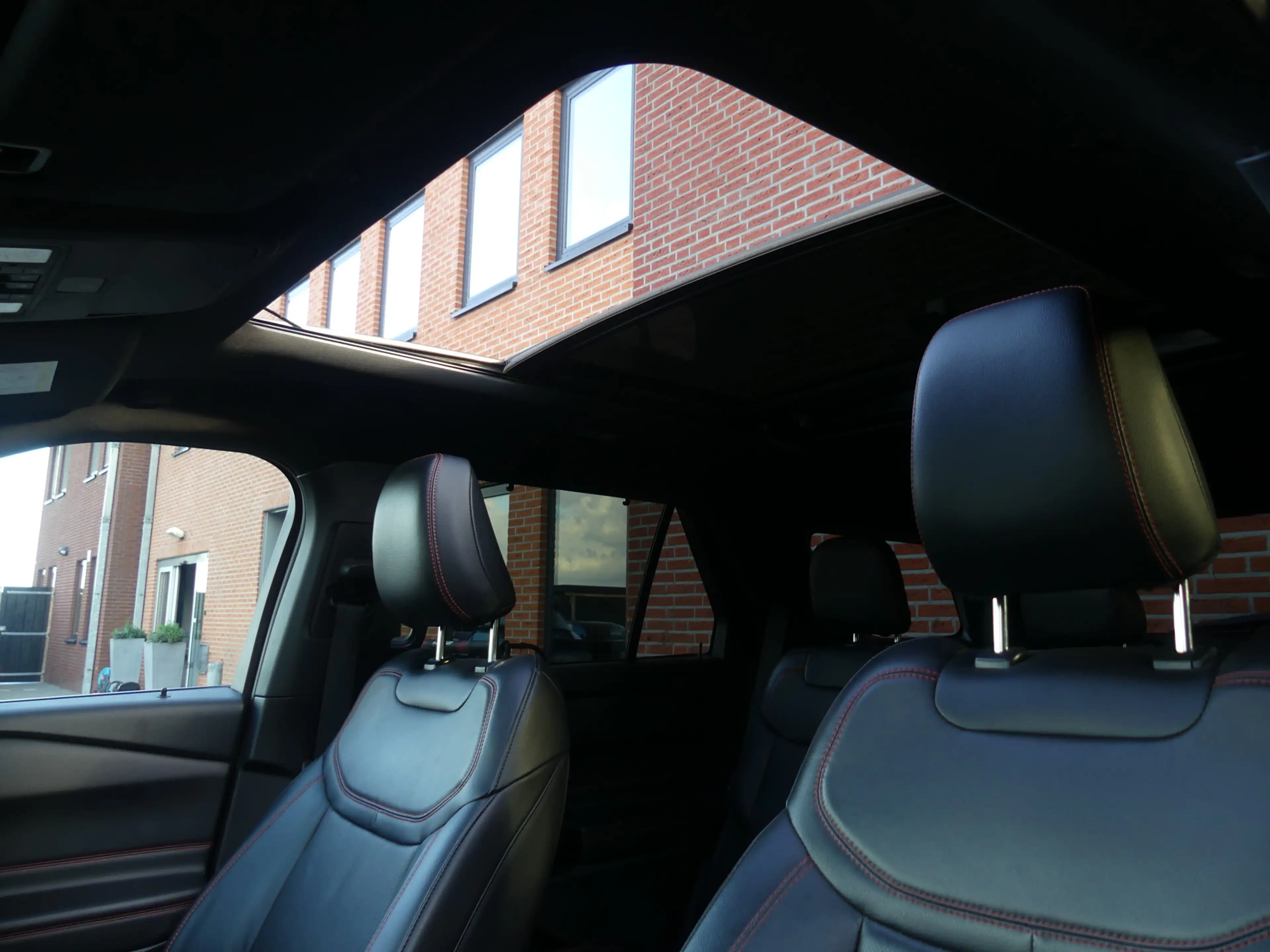 Ford Explorer 3.0 V6 EcoBoost PHEV ST-Line / Dealer onderhouden — photo 18