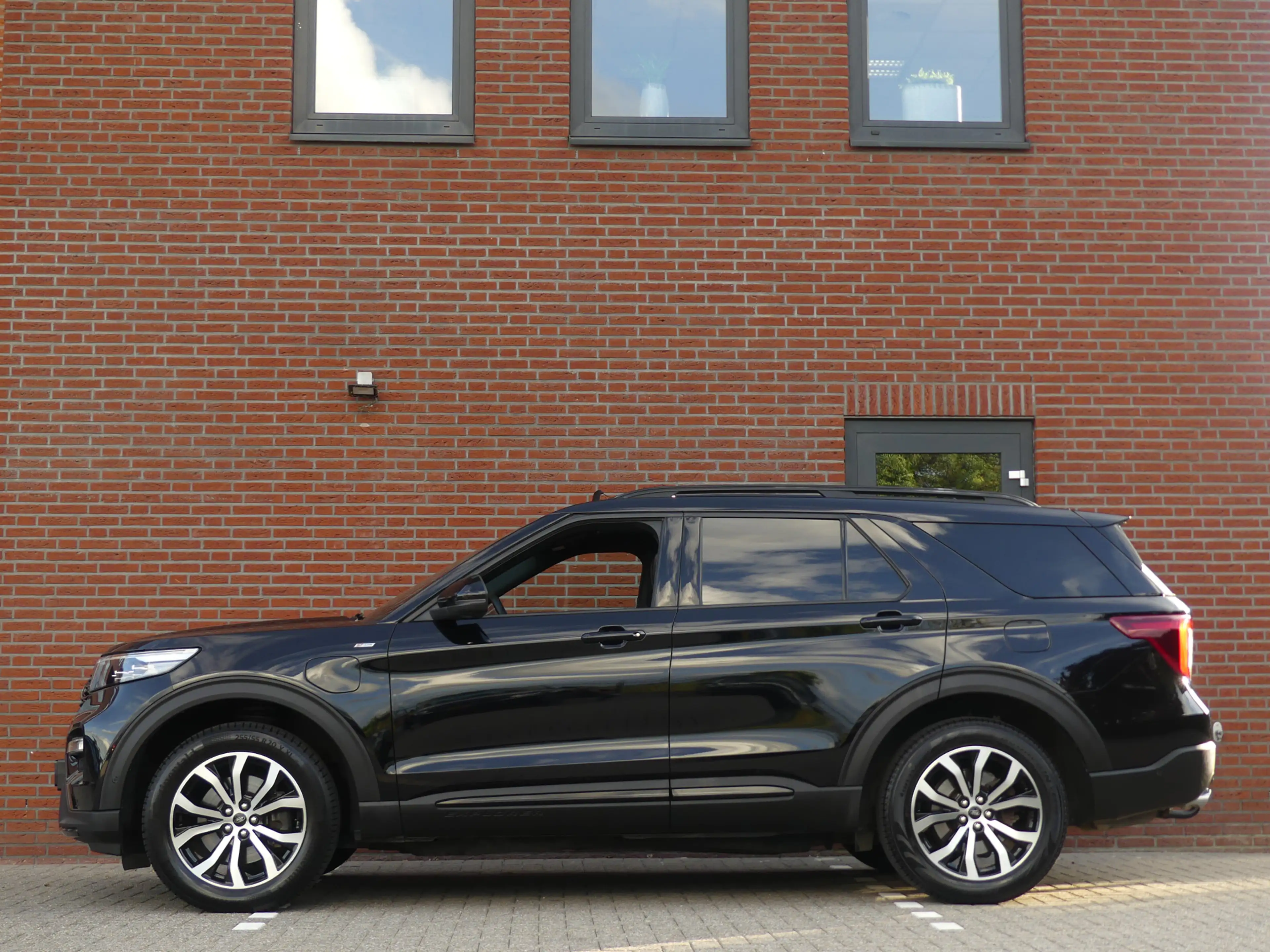 Ford Explorer 3.0 V6 EcoBoost PHEV ST-Line / Dealer onderhouden — photo 3