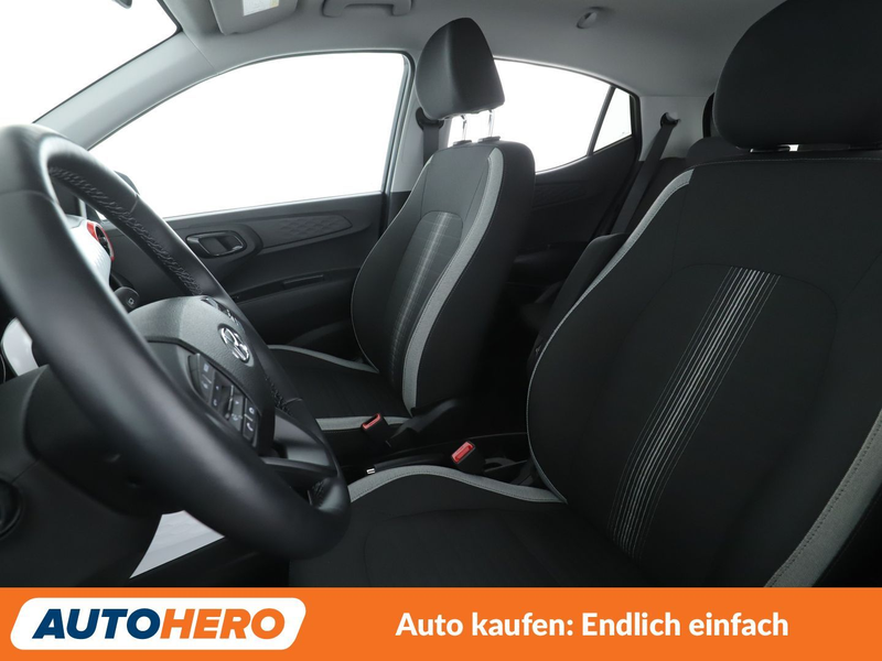 Hyundai i10 1.2 Prime *NAVI*PDC*SHZ*KLIMA* — photo 10