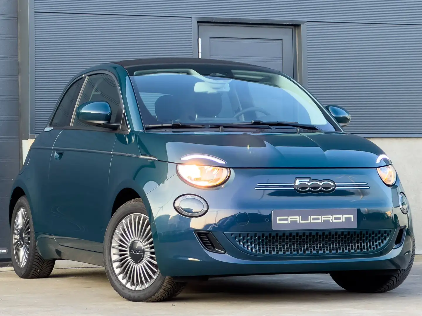 Fiat 500e Cabrio 500e 43 kWh Ocean Green | Nav | Carplay Azul - 2