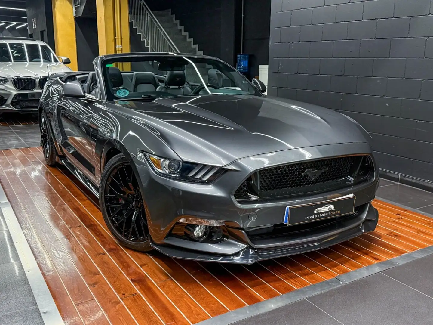 Ford Mustang Convertible 5.0 Ti-VCT GT Aut. Gris - 1