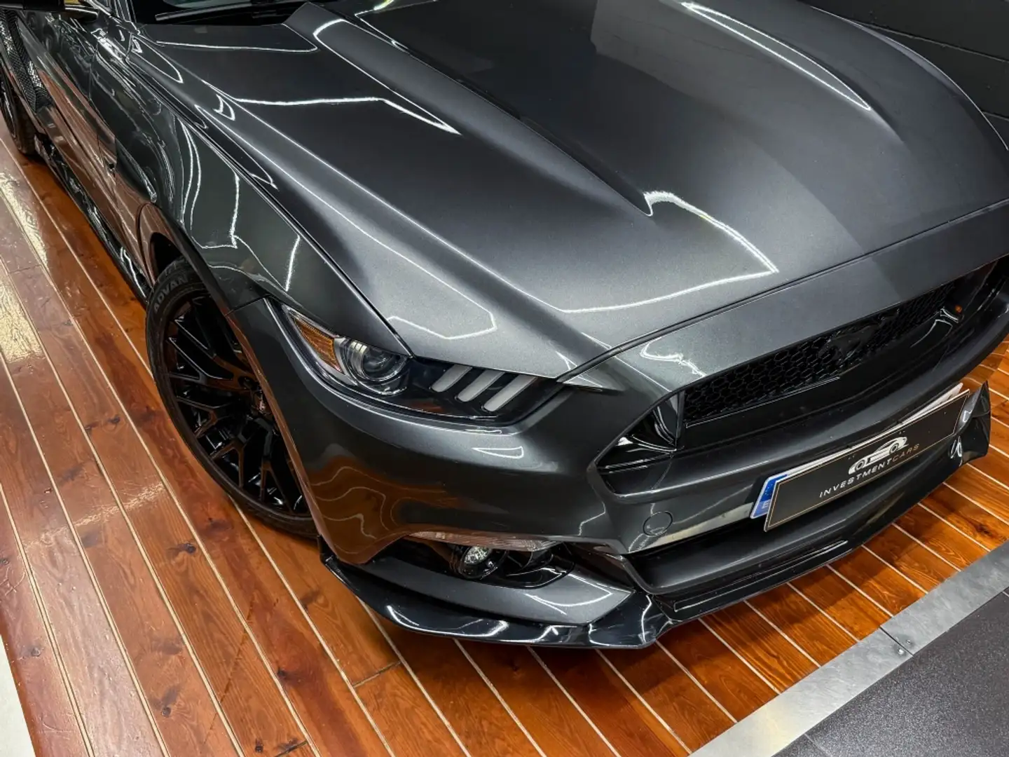 Ford Mustang Convertible 5.0 Ti-VCT GT Aut. Gris - 2