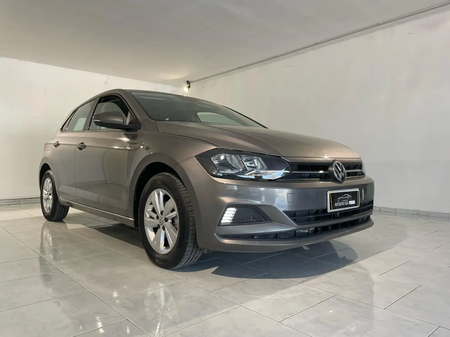 Volkswagen Polo 2020 5p 1.0 evo Sport 80cv X NEOPATENTATI Grijs - 1