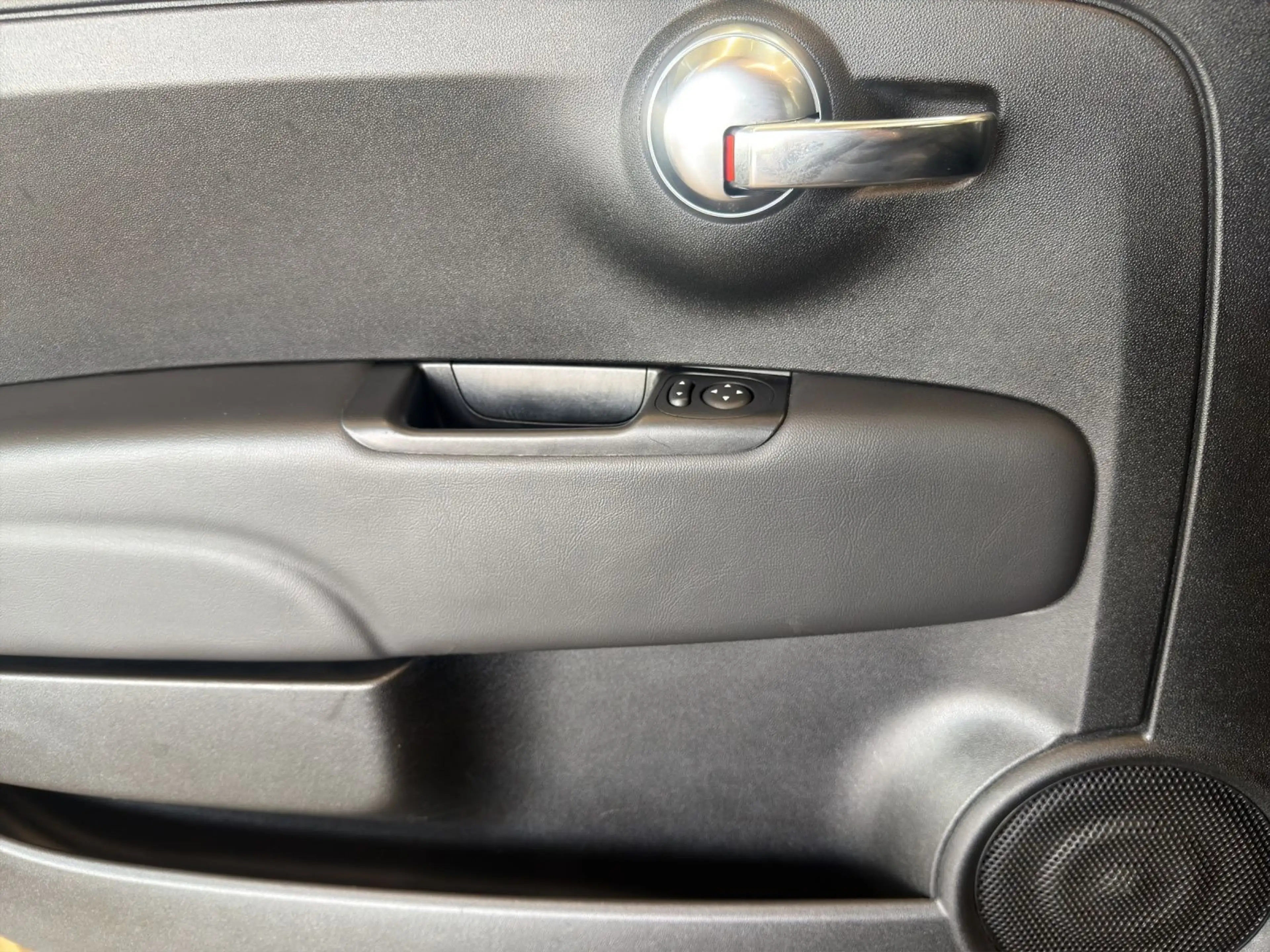 Fiat 500C . — photo 15