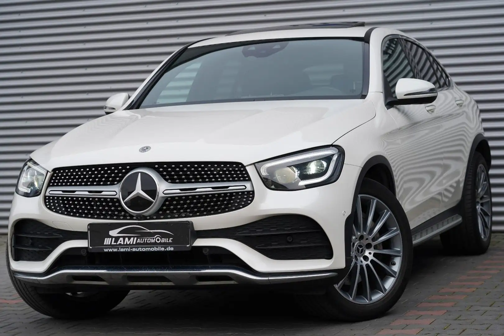 Mercedes-Benz GLC 300 GLC300 Coupe 4M 2x AMG SHD MEMORY WIDE 360 KEYLE Weiß - 1