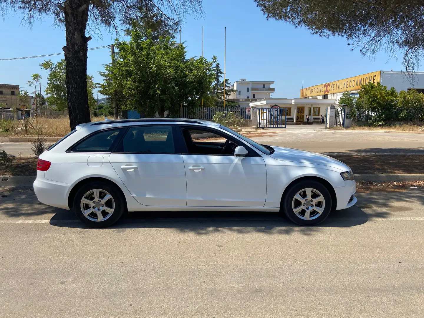 Audi A4 A4 IV 2007 Avant Avant 2.0 tdi Ambiente fap Bianco - 2