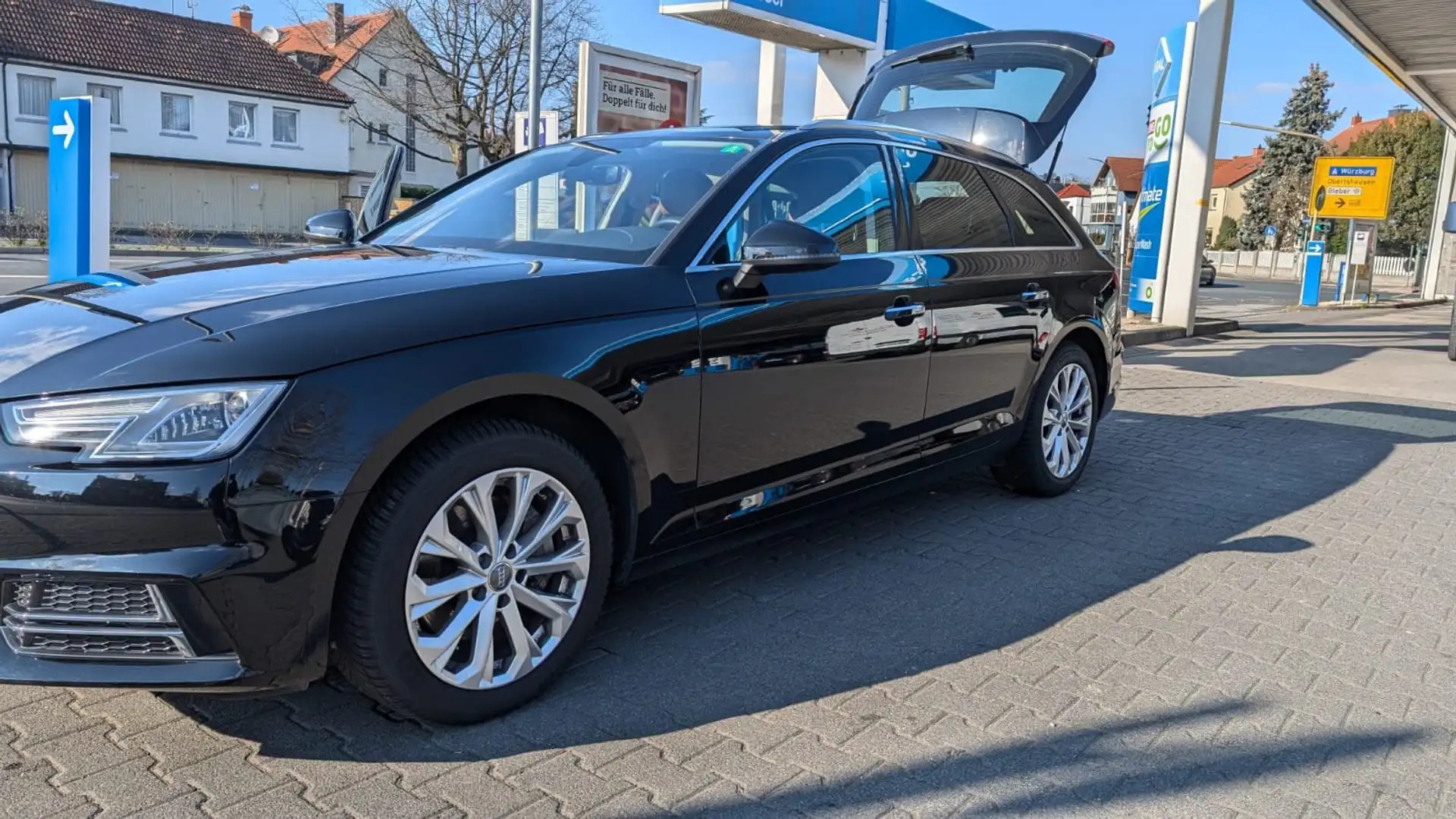 Audi A4 A4 Avant 40 TDI S tronic quattro Schwarz - 1