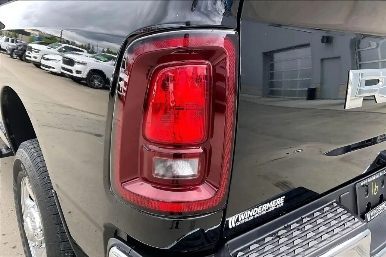 RAM 3500 снимка RAM 3500