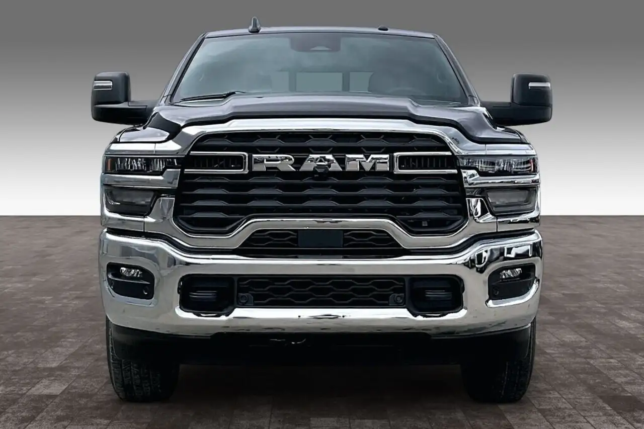 RAM 3500 снимка RAM 3500