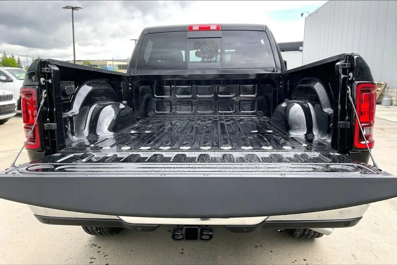 RAM 3500 снимка RAM 3500
