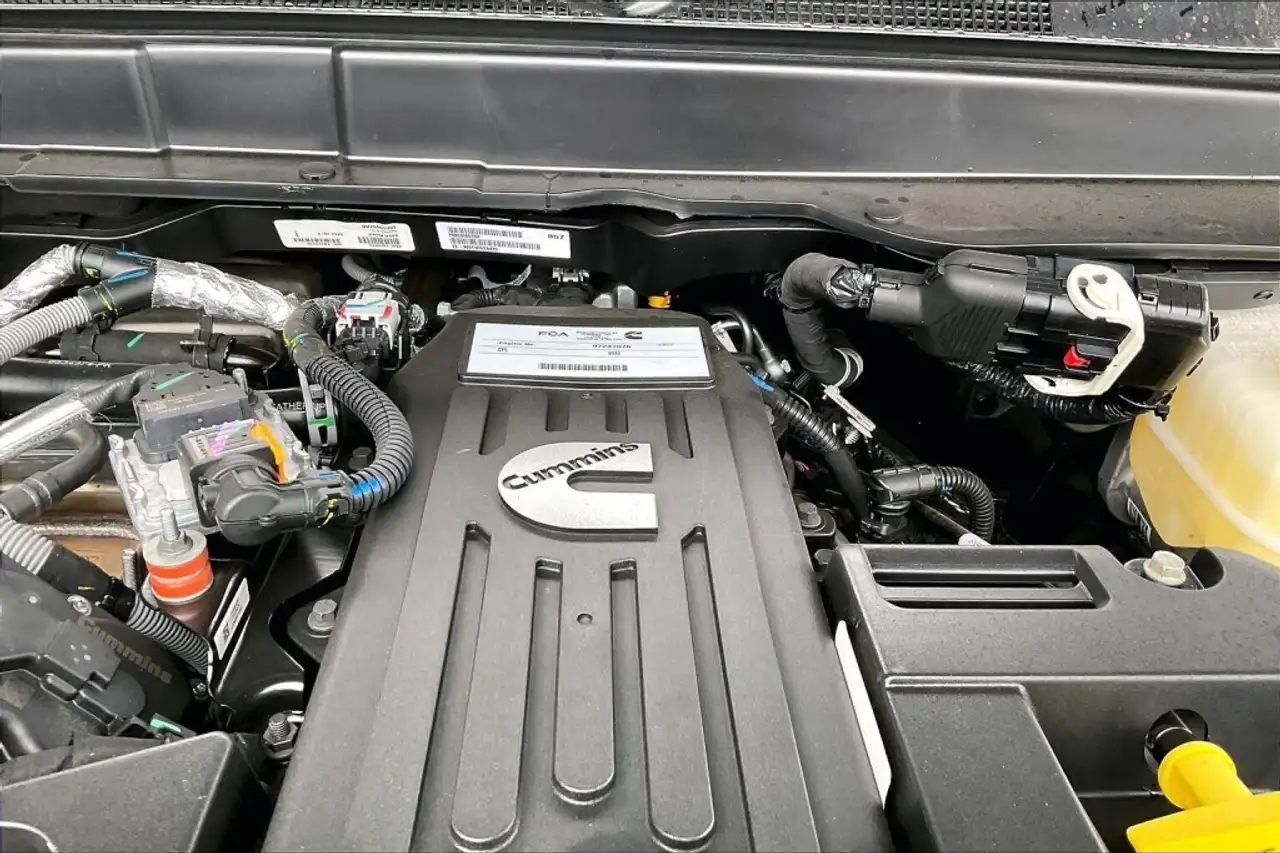 RAM 3500 снимка RAM 3500
