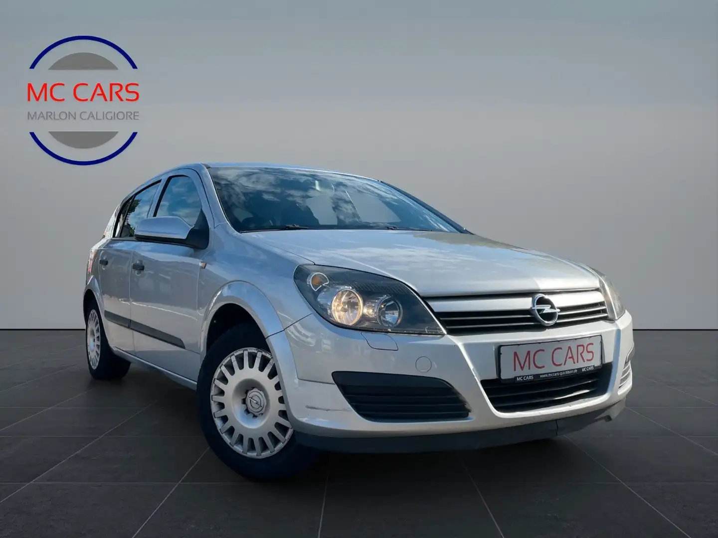 Opel Astra H Lim. Automatik Argent - 1