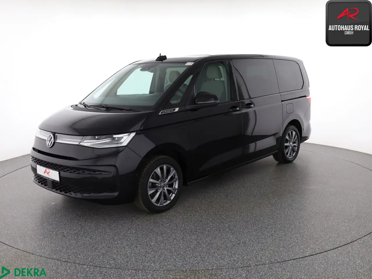 Volkswagen T7 Multivan T7 Multivan 1.4 TSI eHybrid 7 SITZE MATRIX,ACC