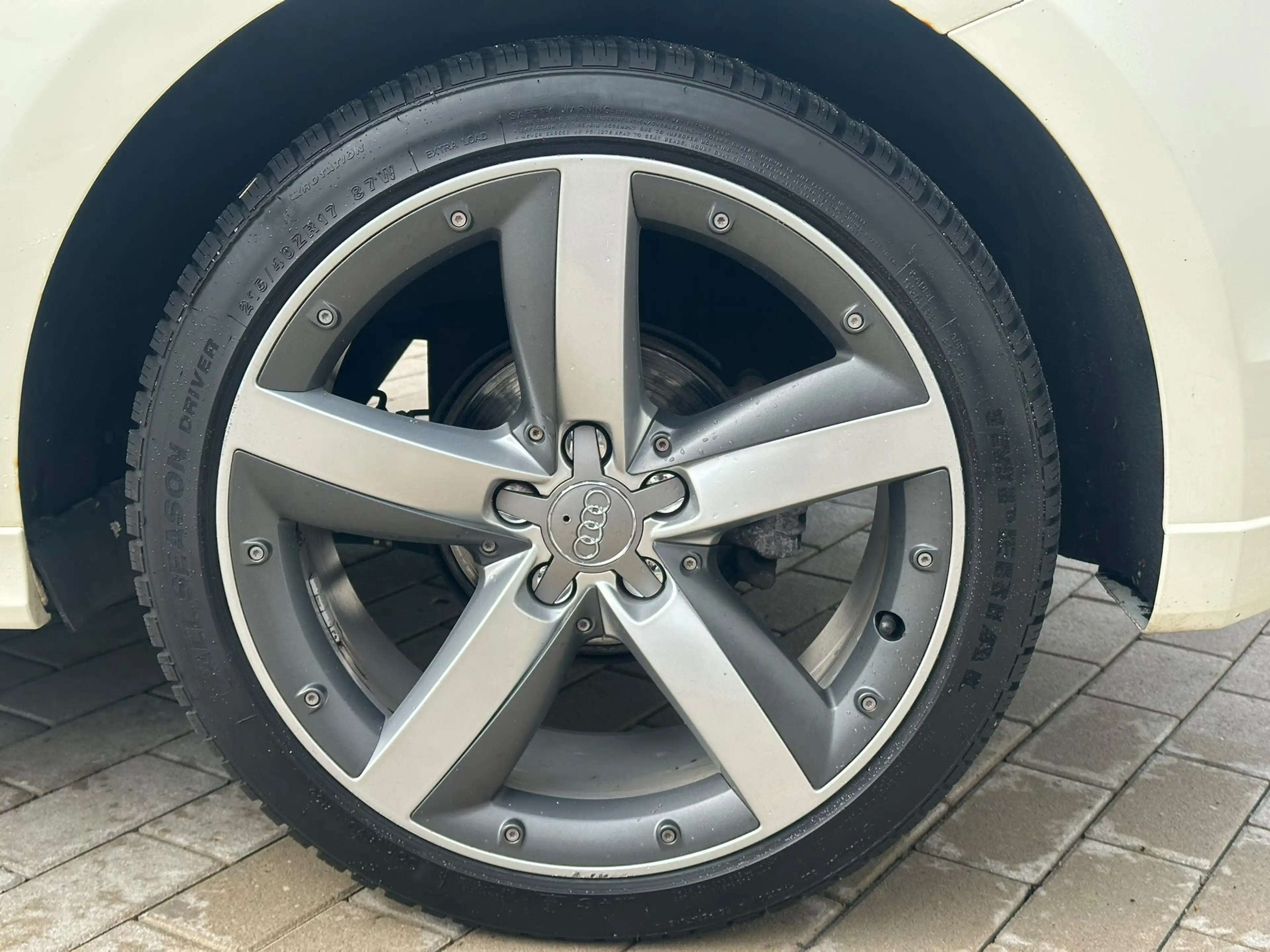Audi A1 1,4 S-line*Automatik*SHZ*NAVI*PDC*BLEU*ALU* — photo 25