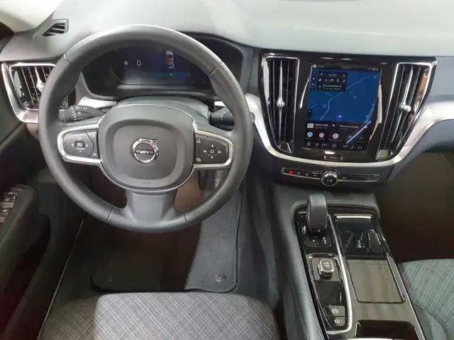 Volvo V60 view 9