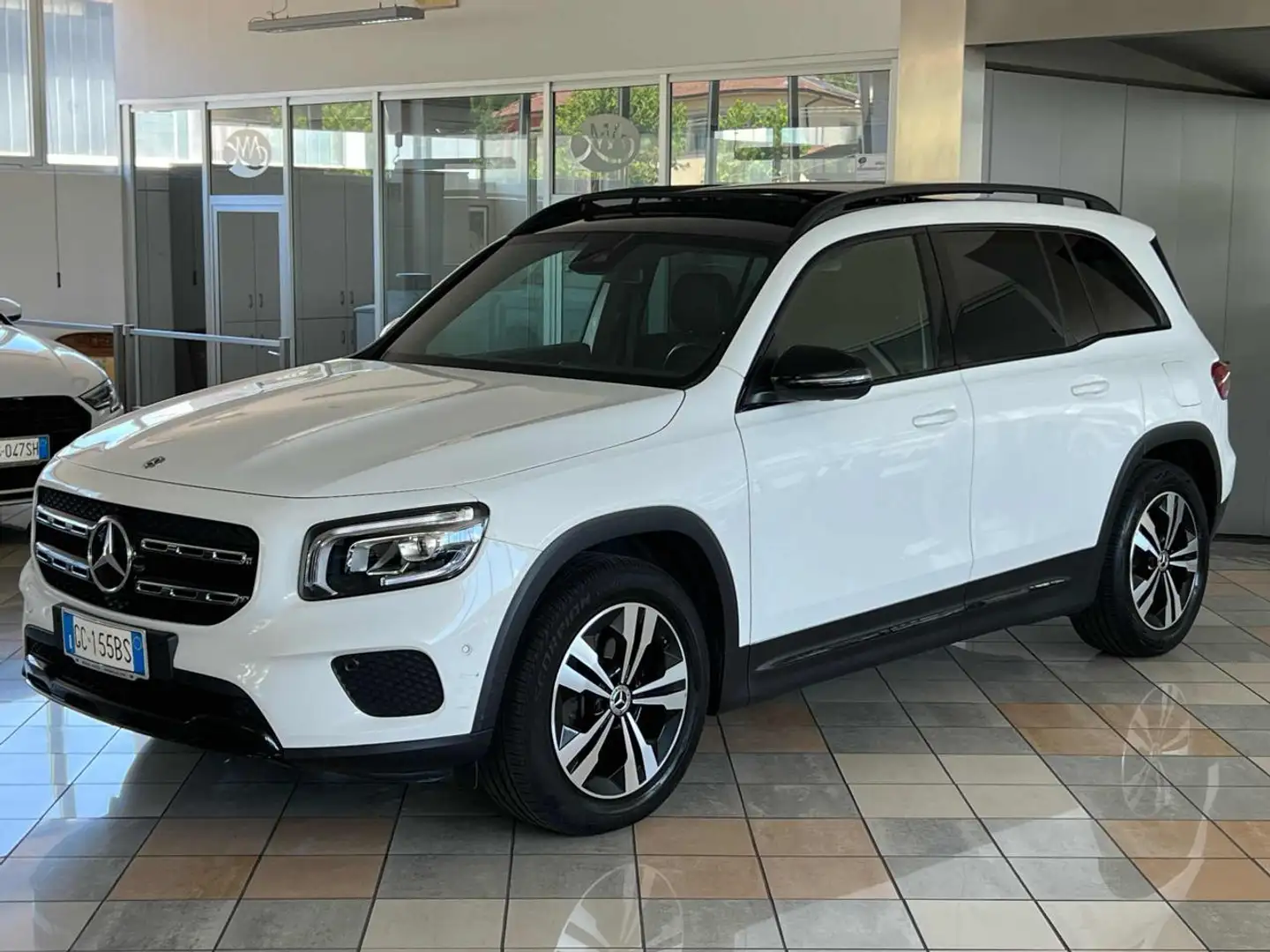 Mercedes-Benz GLB 200 d Automatic 4Matic Sport Plus Wit - 1